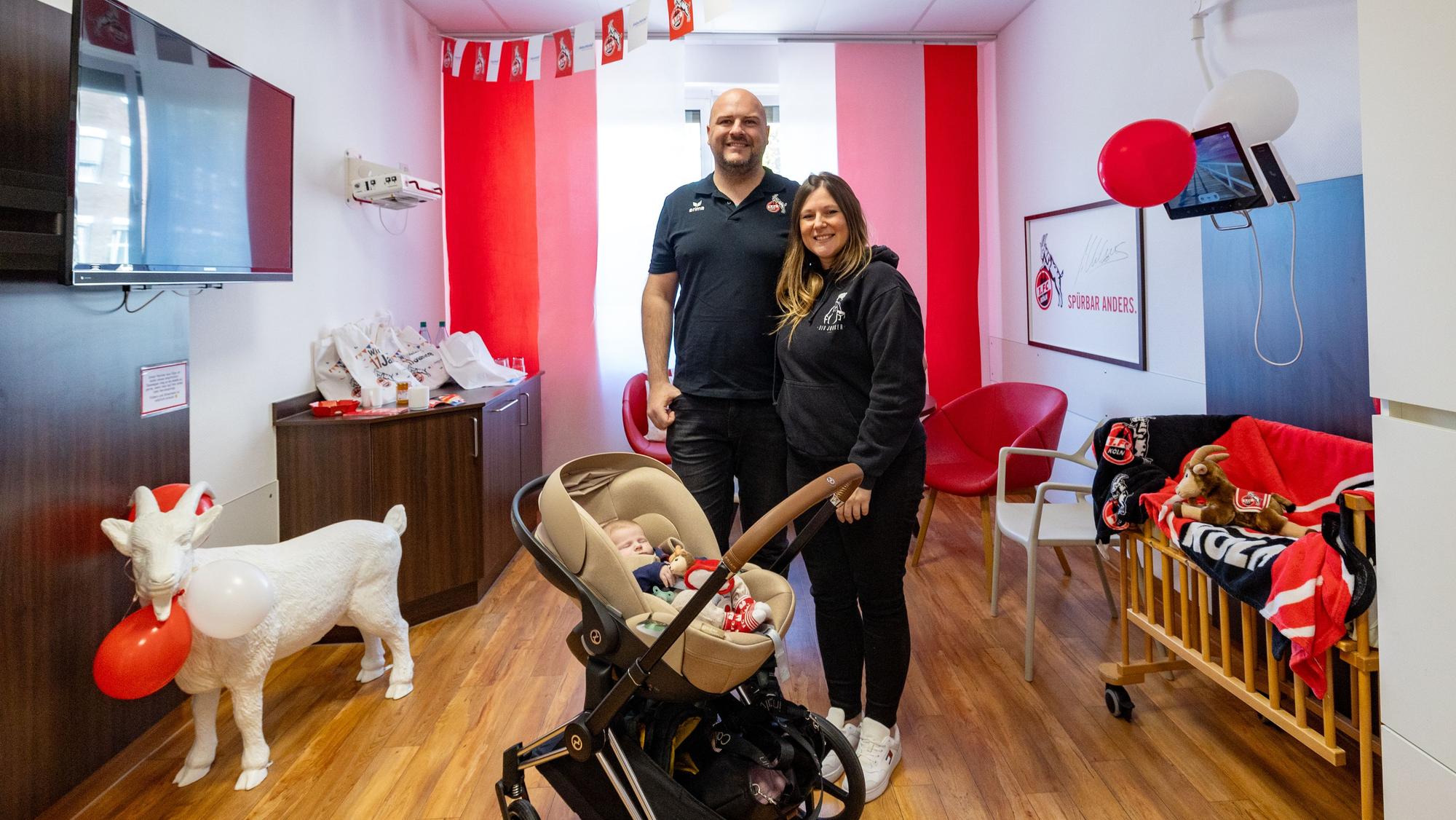 Der Traum vom FC-Zimmer lebt: Mario, Sanja und die drei Wochen alte Nika Romic.