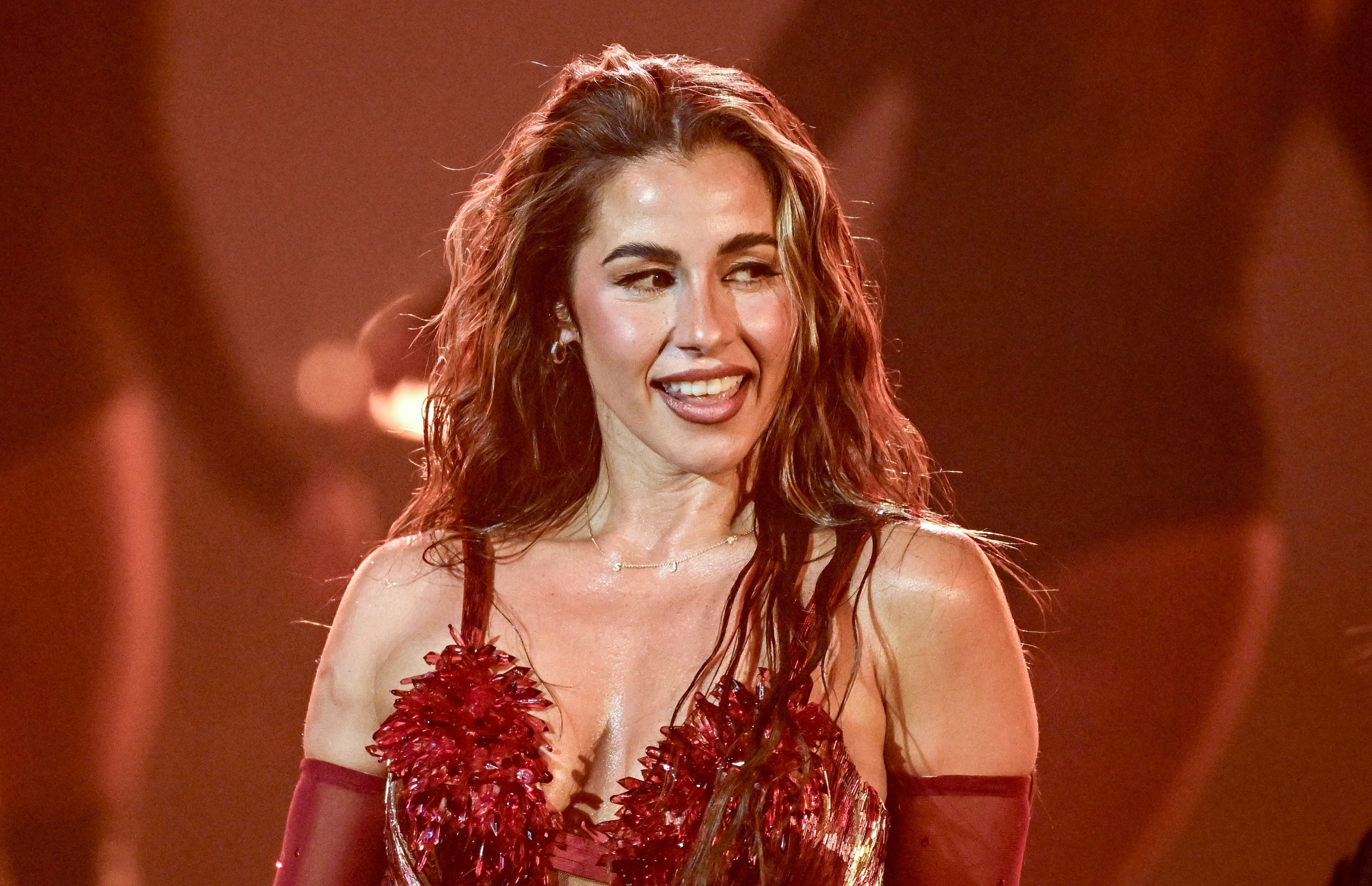 Sarah Engels steht bei dem Vorentscheid zum Eurovision Song Contest im Februar im Studio.