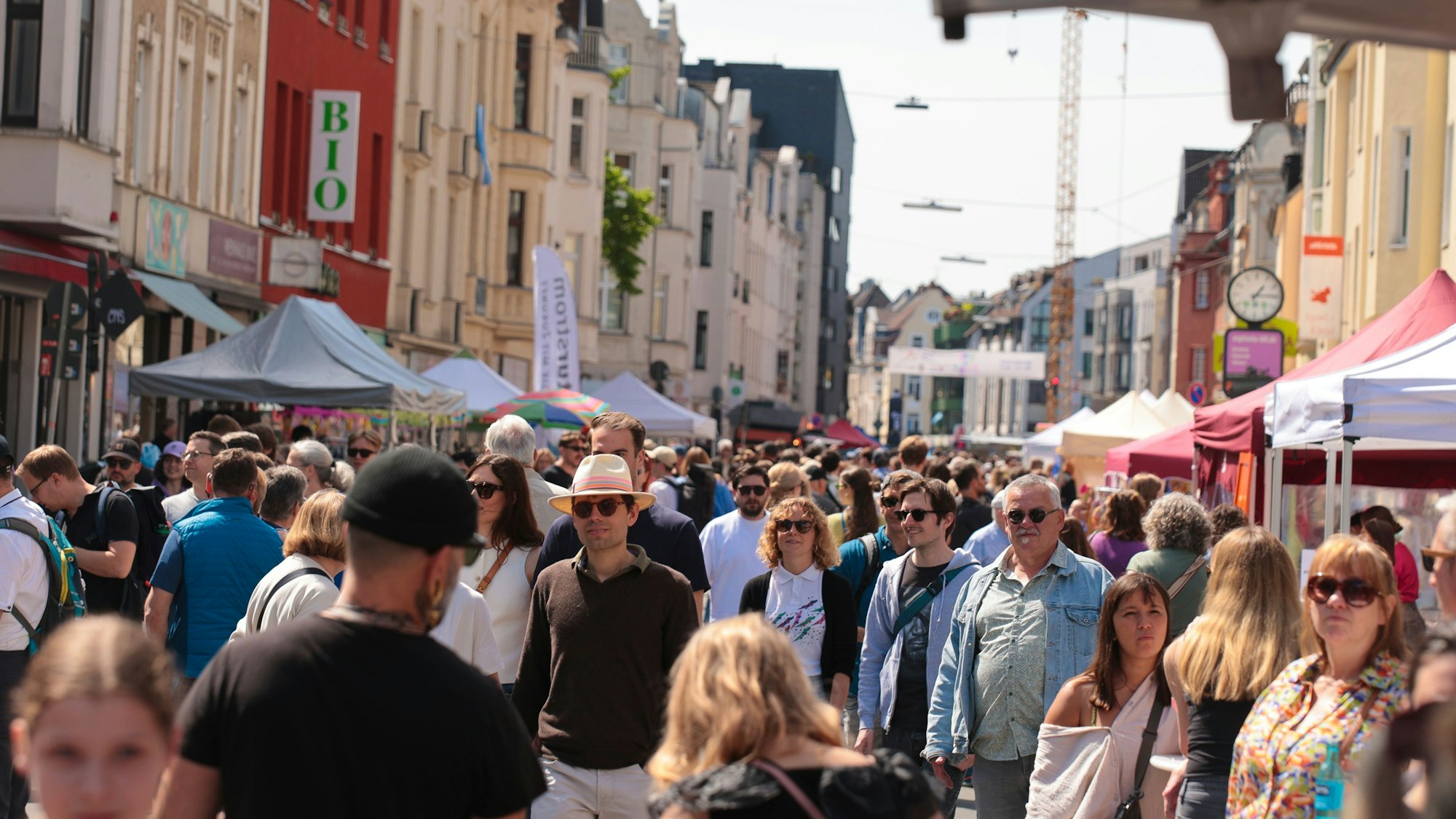 Straßenfest auf der Berrenrather Straße in Sülz
