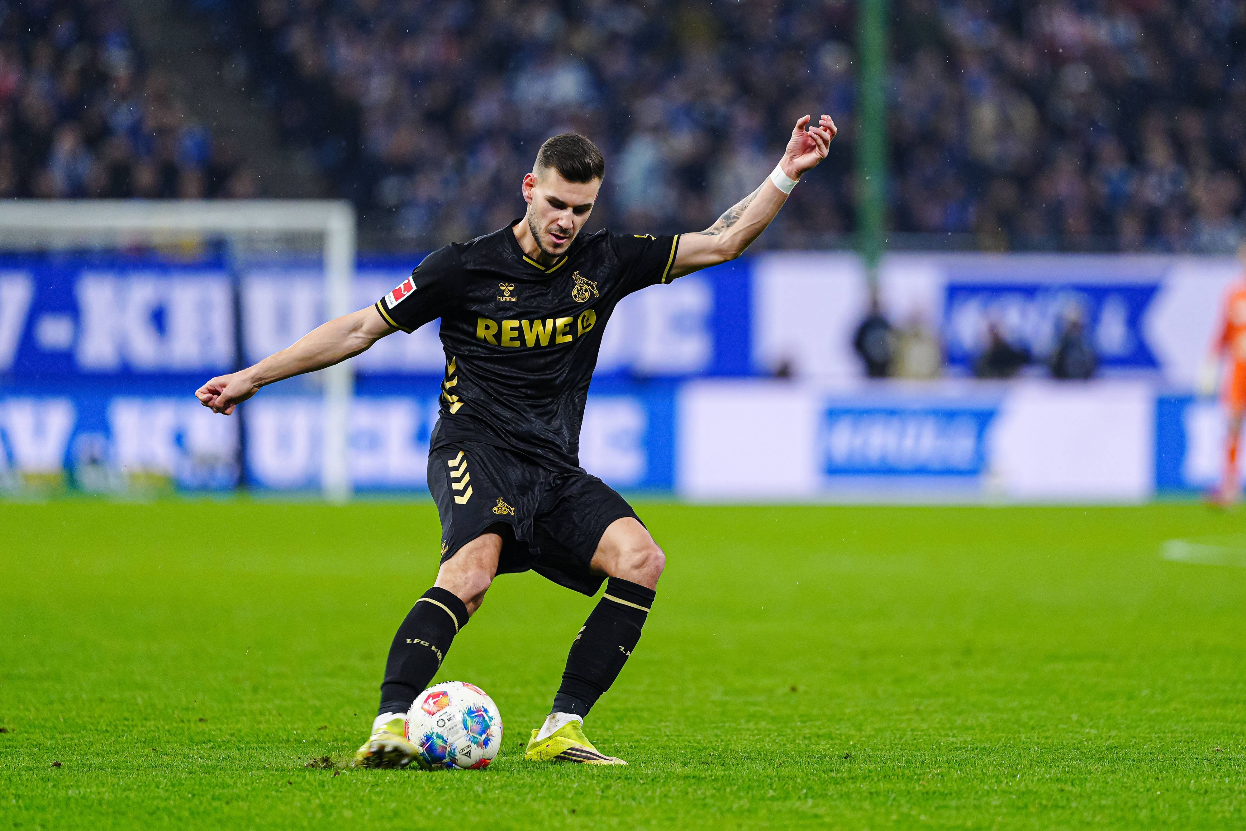 Tom Krauß 1. FC Köln, 05 GER, Hamburger SV vs. 1. FC Koeln, Fussball, 1. Bundesliga, Spieltag 26, Saison 2025/2026, 14.03.2026 DFL REGULATIONS PROHIBIT ANY USE OF PHOTOGRAPHS AS IMAGE SEQUENCES AND/OR QUASI-VIDEO GER, Hamburger SV vs. 1. FC Koeln, Fussball, 1. Bundesliga, Spieltag 26, Saison 2025/2026, 14.03.2026 Hamburg *** Tom Krauß 1 FC Köln, 05 GER, Hamburger SV vs 1 FC Koeln, Football, 1 Bundesliga, Matchday 26, Season 2025 2026, 14 03 2026 DFL REGULATES PROHIBIT ANY USE OF PHOTOGRAPHS AS IMAGE SEQUENCES AND OR QUASI VIDEO GER, Hamburger SV vs 1 FC Koeln, Football, 1 Bundesliga, Matchday 26, Season 2025 2026, 14 03 2026 Hamburg Copyright: xEibner-Pressefoto/MarcelxvonxFehrnx EP_MFN