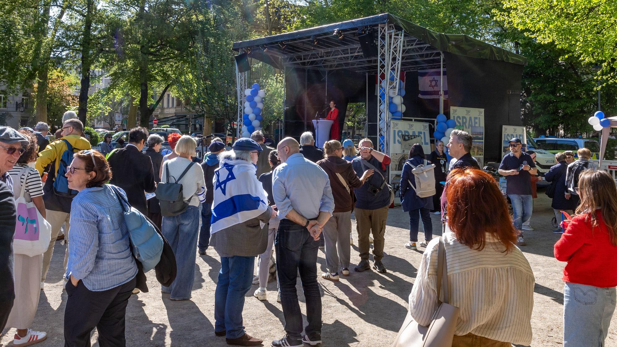 Der jährliche Israel-Tag auf dem Rathenauplatz findet seit 20 Jahren statt.