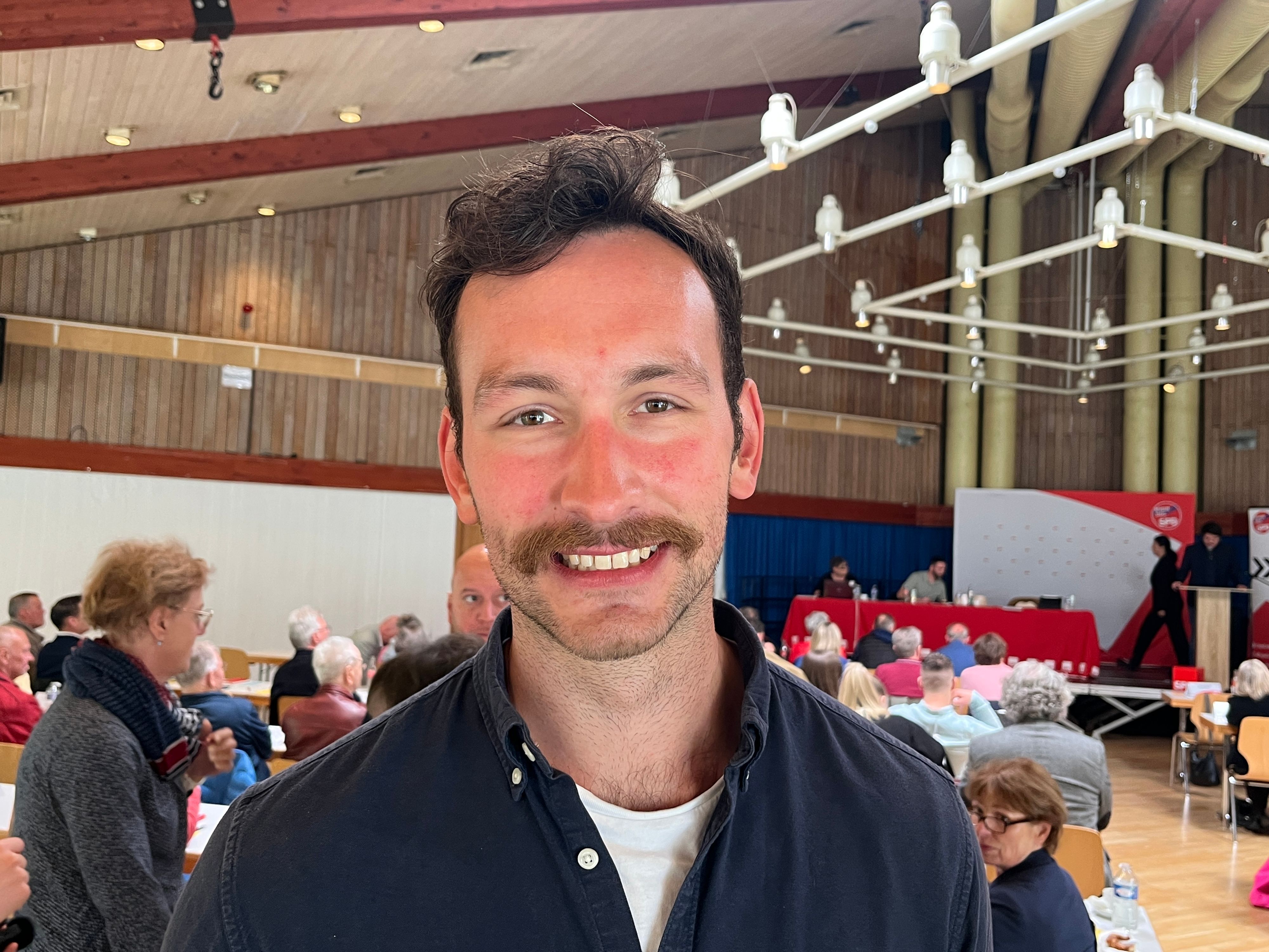 Simon Skibitzki kandidiert in Siegburg, Lohmar und Sankt Augustin.