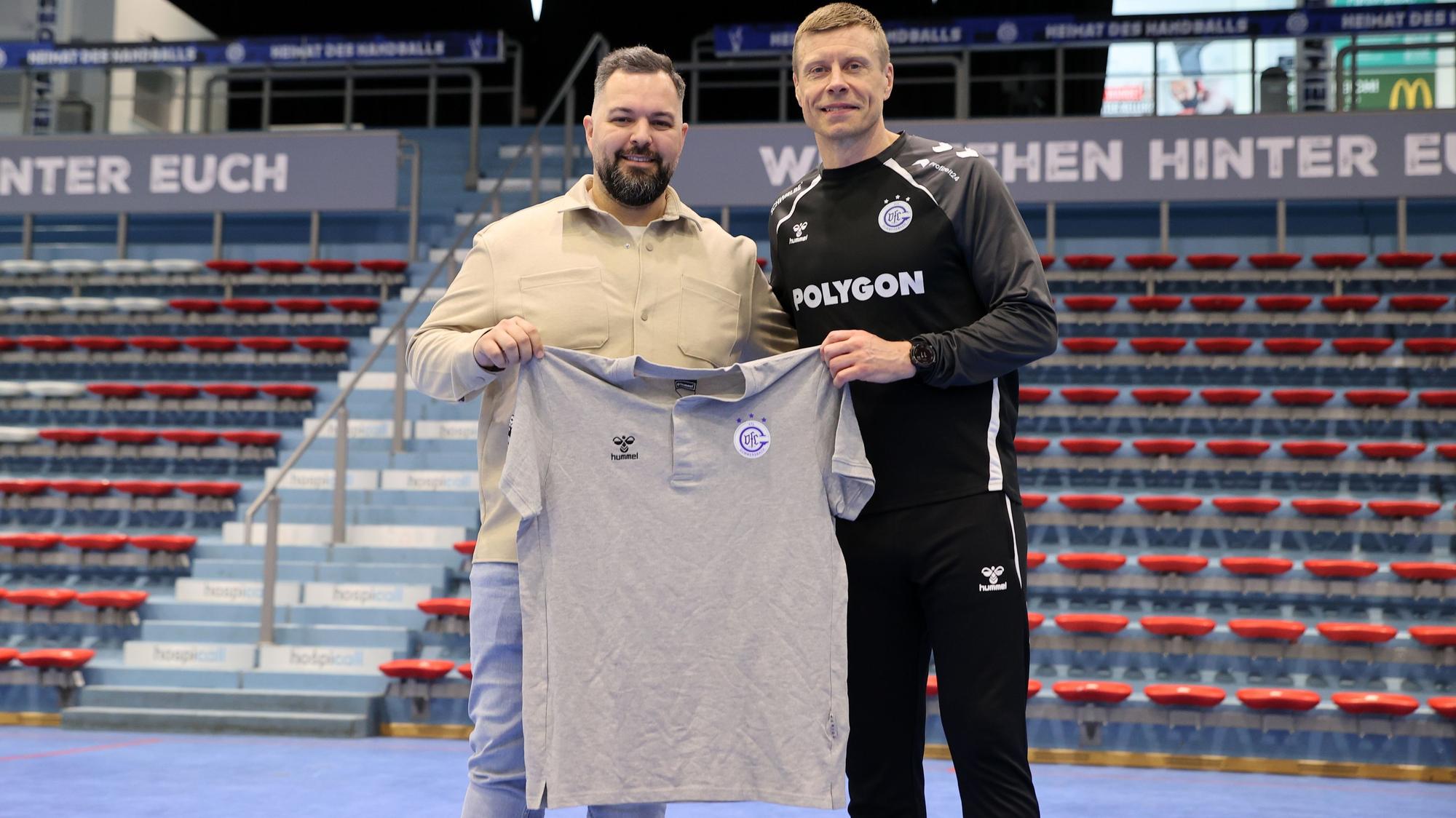 Andre Teixeira und Gudjon Valur Sigurdsson in der Schwalbe-Arena.