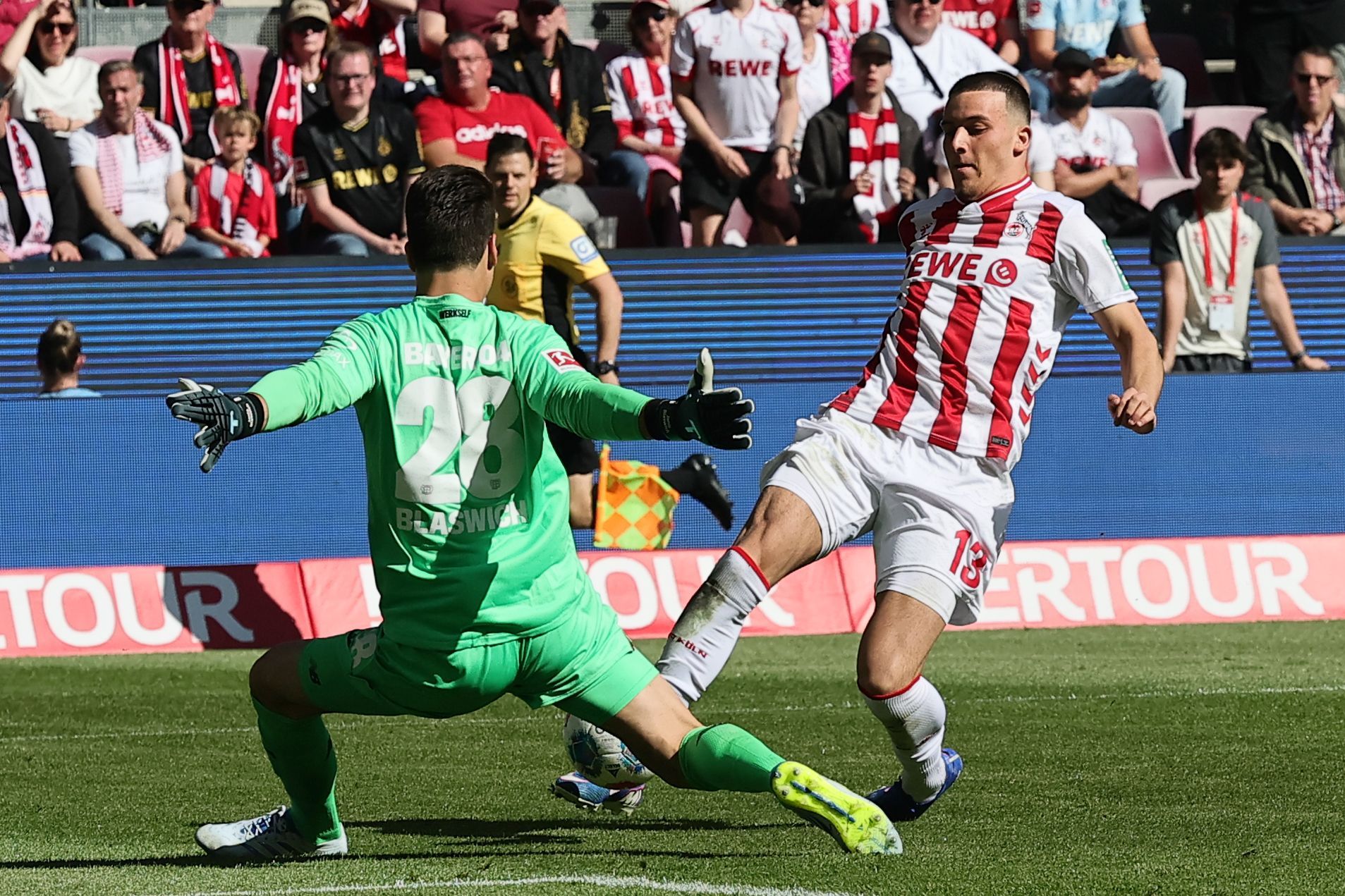 1. FC Köln vs. Bayer Leverkusen, 31. Spieltag, 25.04.2026, 15.30 Uhr, rechts: Said El Mala (1. FC Köln), Bild: Herbert Bucco