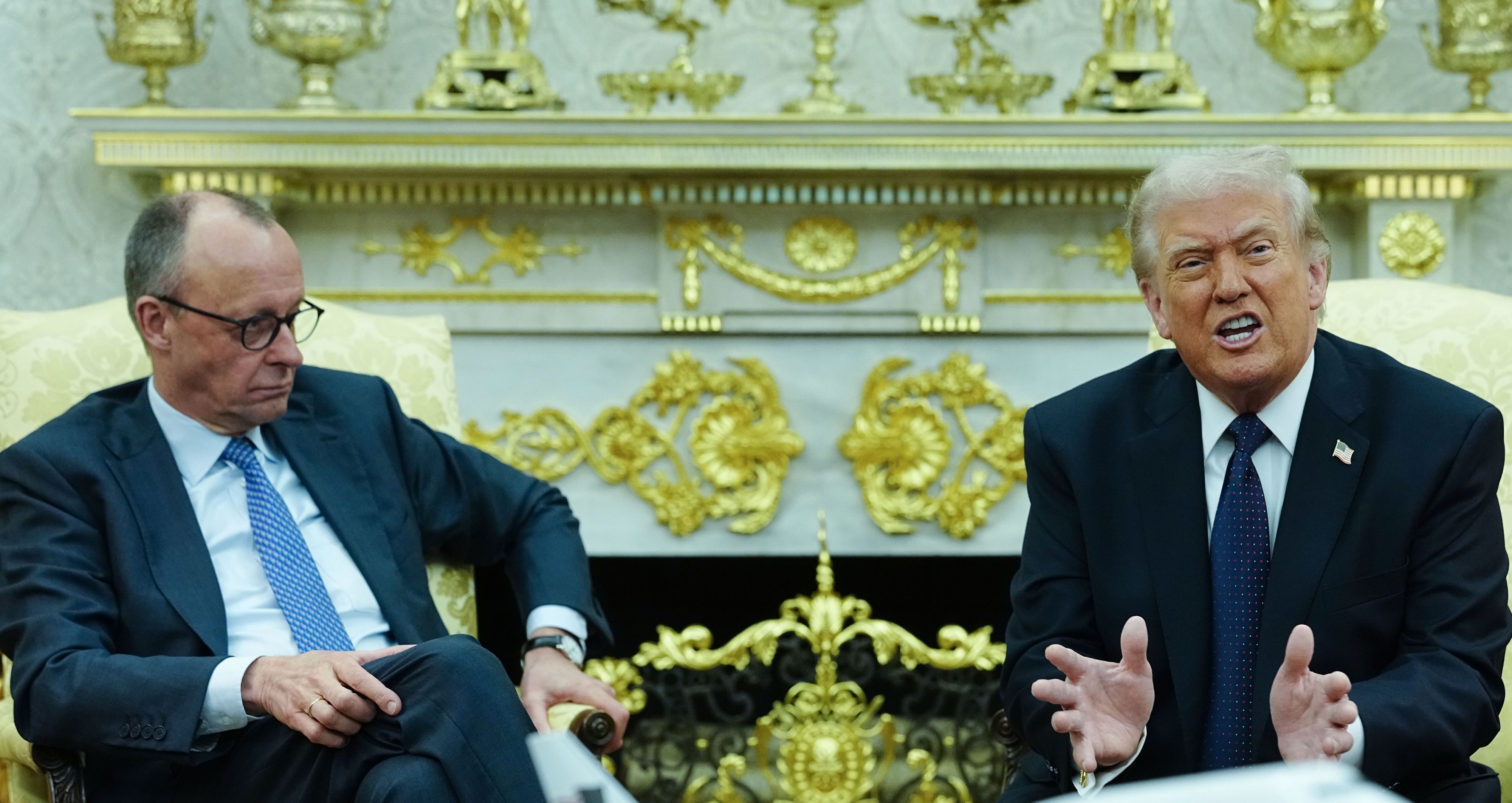 Erst im März empfing US-Präsident Donald Trump (r.) Bundeskanzler Friedrich Merz (CDU) im Weißen Haus.