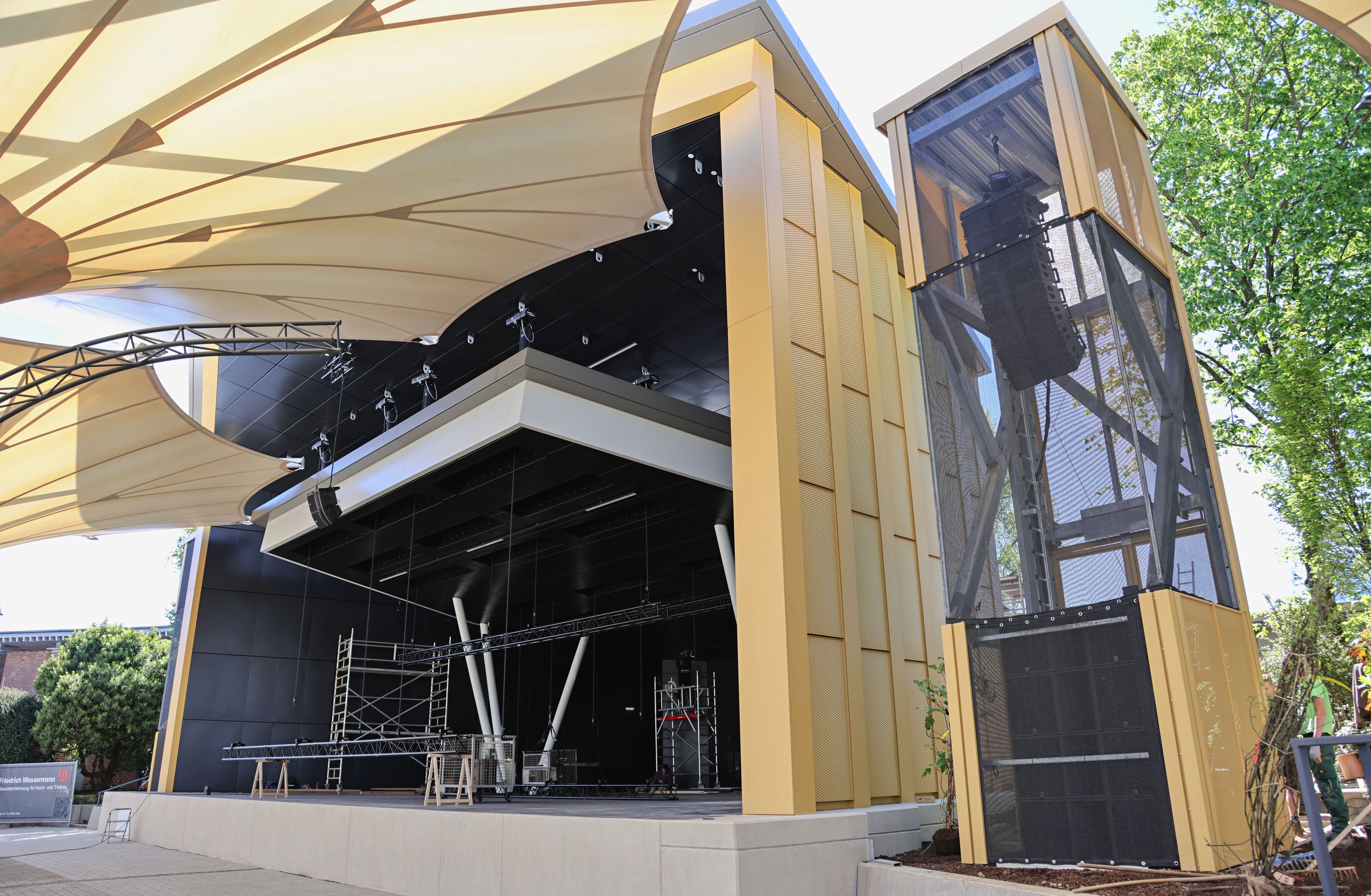 Blick auf die Bühne des Kölner Tanzbrunnens.