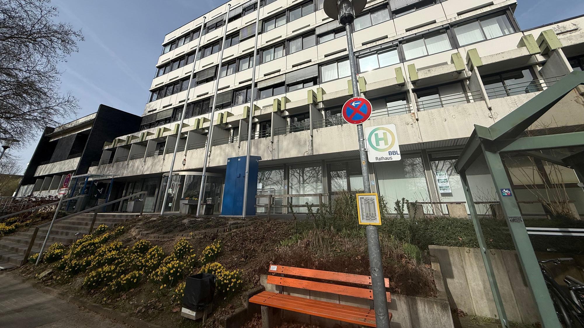 Auch das Rathaus wird irgendwann mal neu gebaut. Das soll in das Isek einfließen.