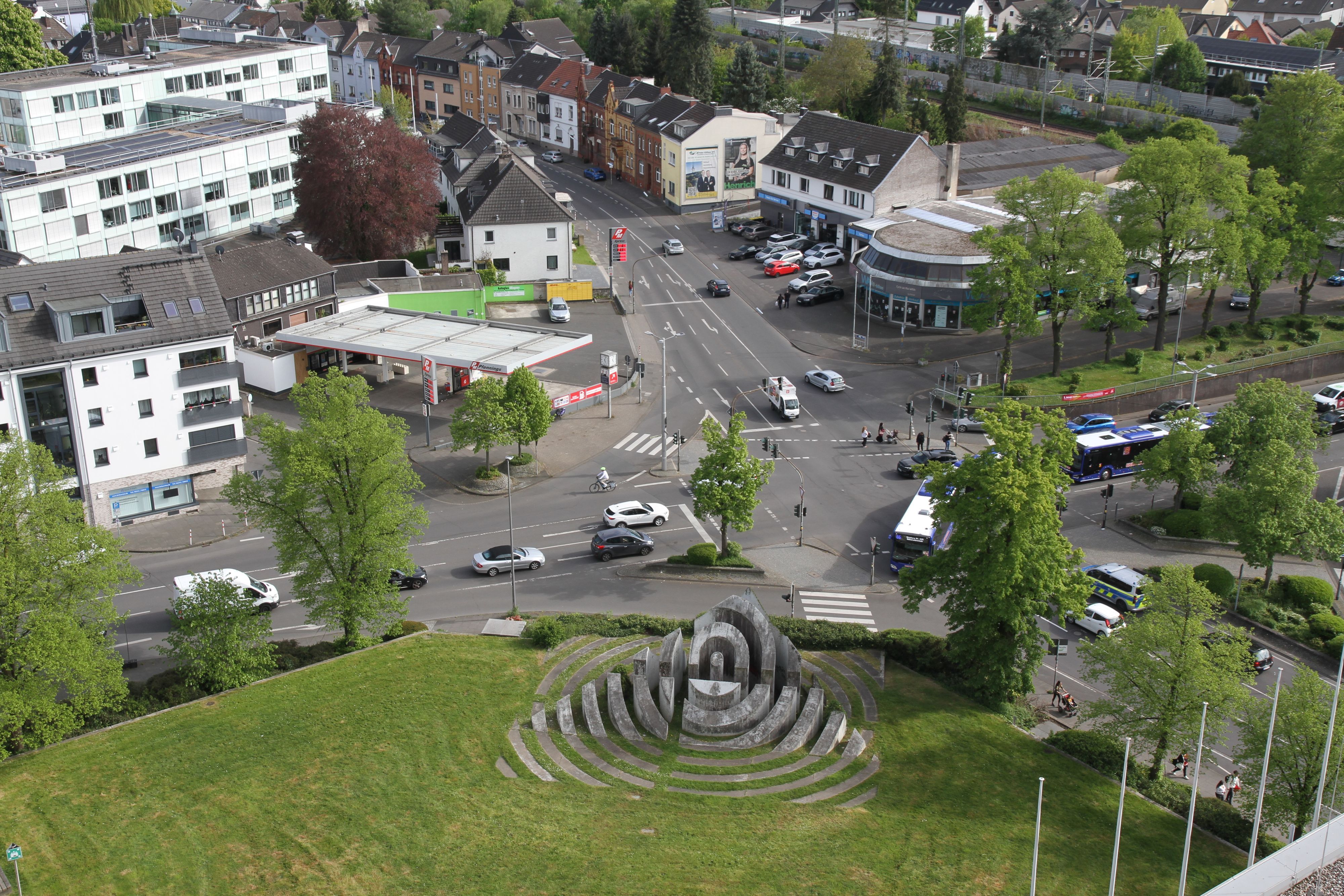 Baustellenplanung für Siegburg: Blick vom Kreishaus auf den Kaiser-Wilhelm-Platz vor dem Kreishaus