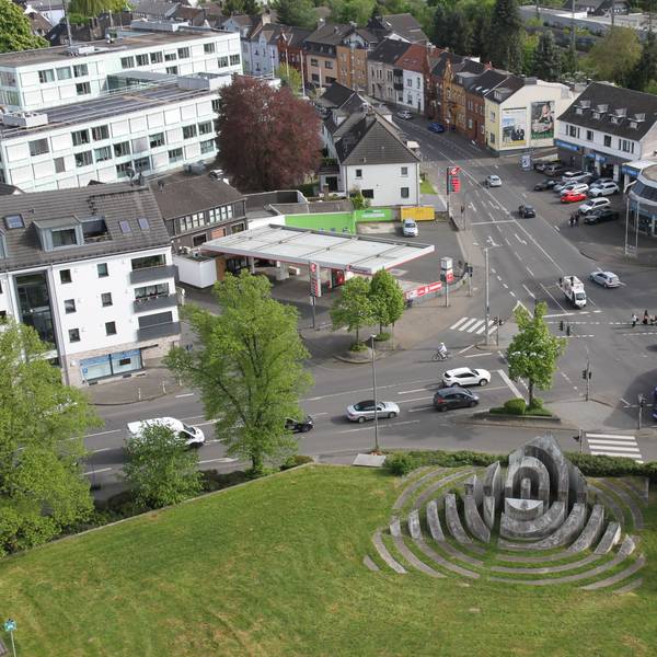 Baustellenplanung für Siegburg: Blick vom Kreishaus auf den Kaiser-Wilhelm-Platz vor dem Kreishaus