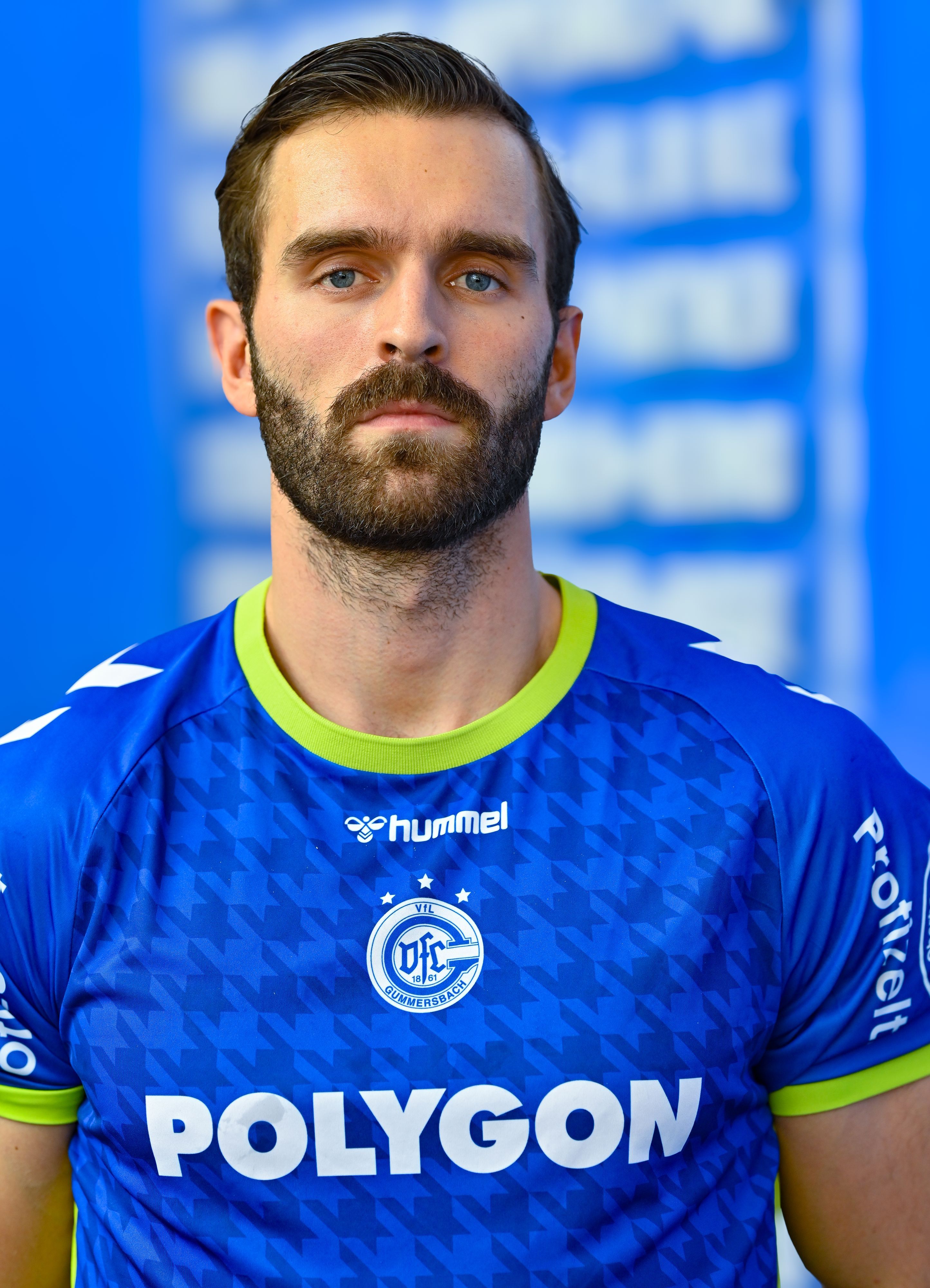 Porträt Teitur Einarsson.