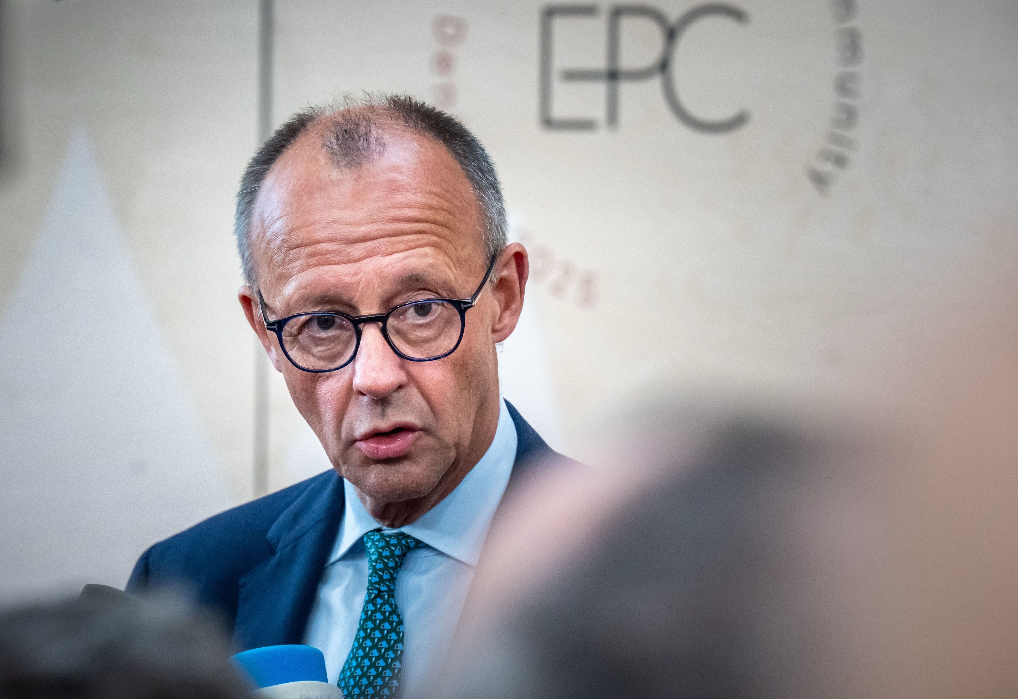 Bundeskanzler Friedrich Merz (CDU) nach dem Gipfeltreffen der Europäischen Politischen Gemeinschaft.