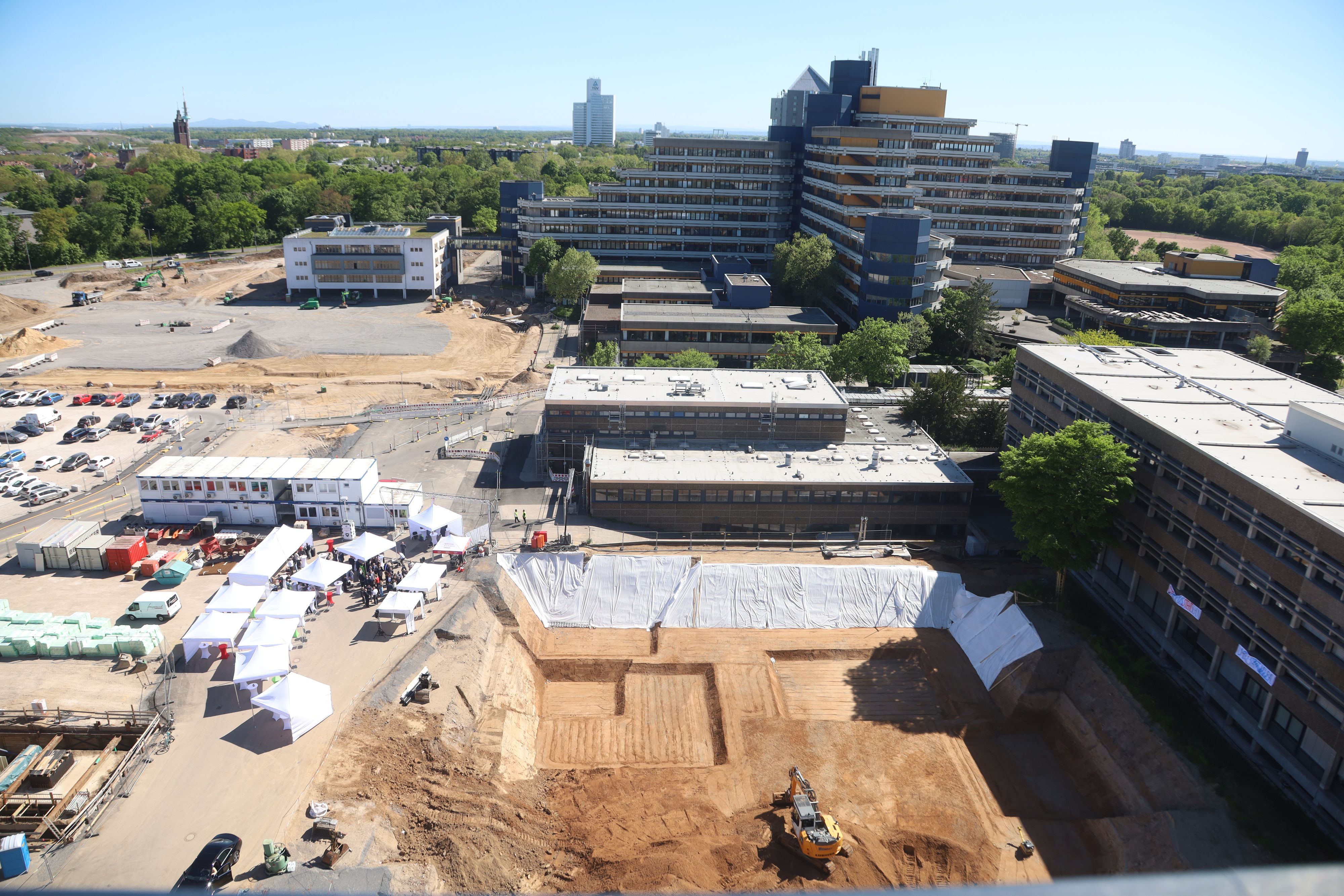 30.04.2026, Köln: Auf diesem Grundstück soll ein neues Hörsaalzentrum  der Th Köln entsteht.   Foto: Arton Krasniqi