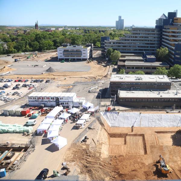 30.04.2026, Köln: Auf diesem Grundstück soll ein neues Hörsaalzentrum der Th Köln entsteht. Foto: Arton Krasniqi
