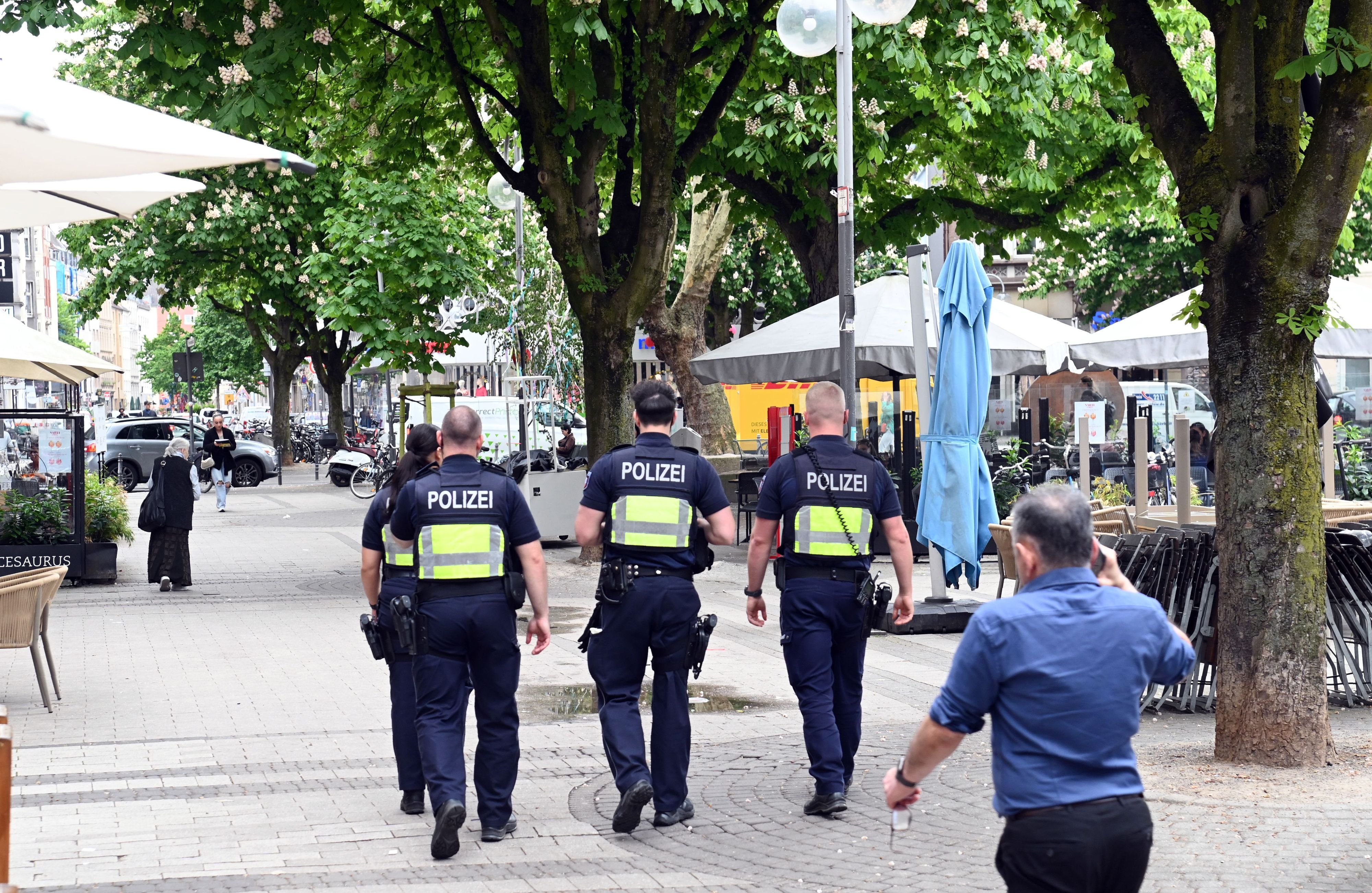 Der Friesenplatz ist wegen der dortigen Drogenszene erneut in den Blickpunkt geraten.
