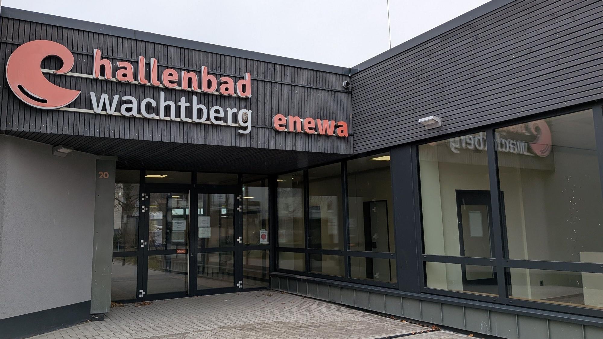 Sanierung des Hallenbades: Baustellenbesuch im November 2025.