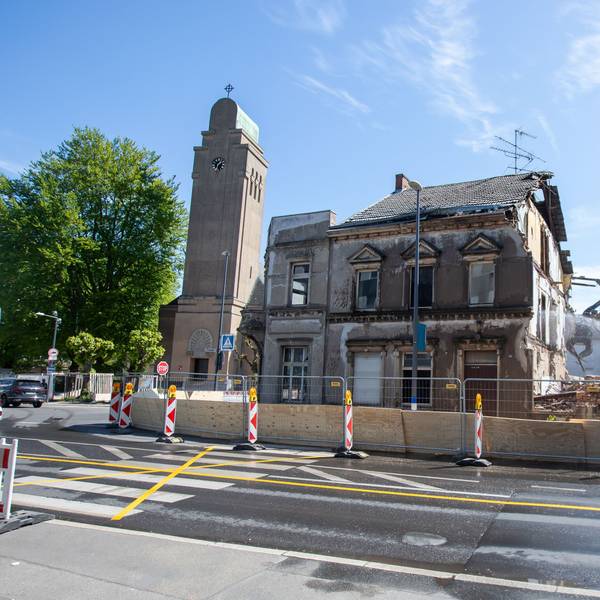 Das Sonnenhaus an der Hauptstraße, Ecke Poststraße, wird abgebrochen.