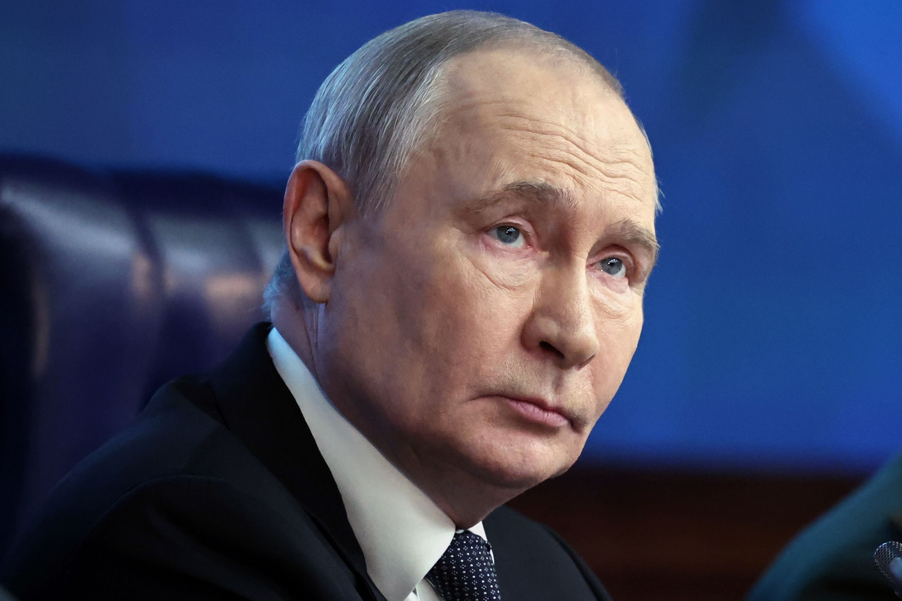 Kremlchef Wladimir Putin soll sich aus Angst vor ukrainischen Drohnenangriffen weiter isoliert haben. (Archivbild)