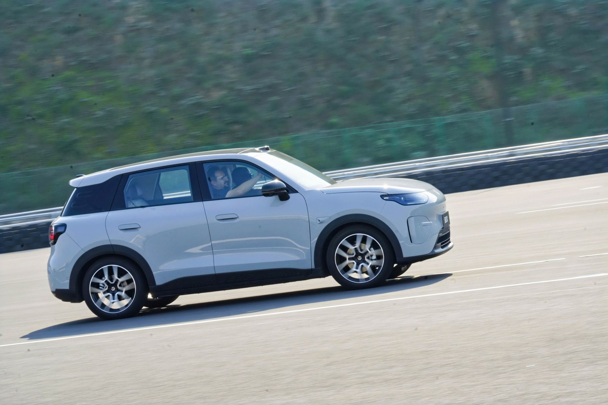 Der neue Leapmotor B03X