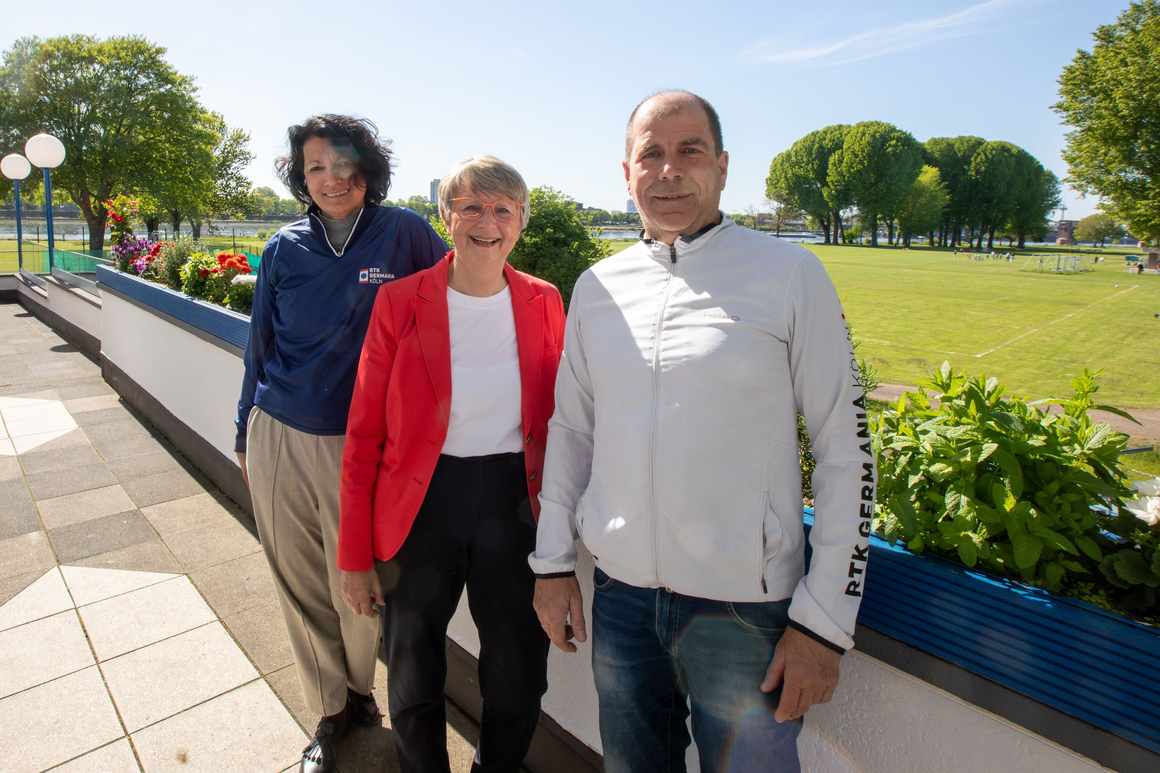 Freuen sich auf die Geburtstagsveranstaltung am Sonntag, 10. Mai: Indira Banerjea (v.l.), Ursula Düsselmann und Jochen Radermacher.