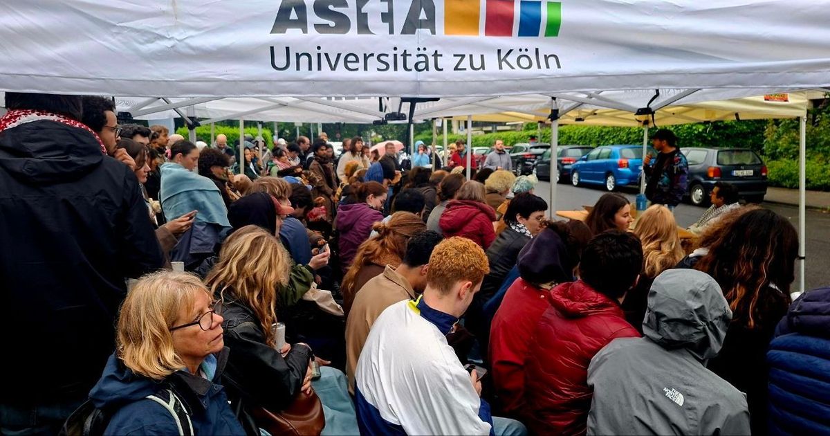 Unter Polizeipräsenz: Asta der Uni Köln verlegt Pro-Palästina-Lesung auf ...