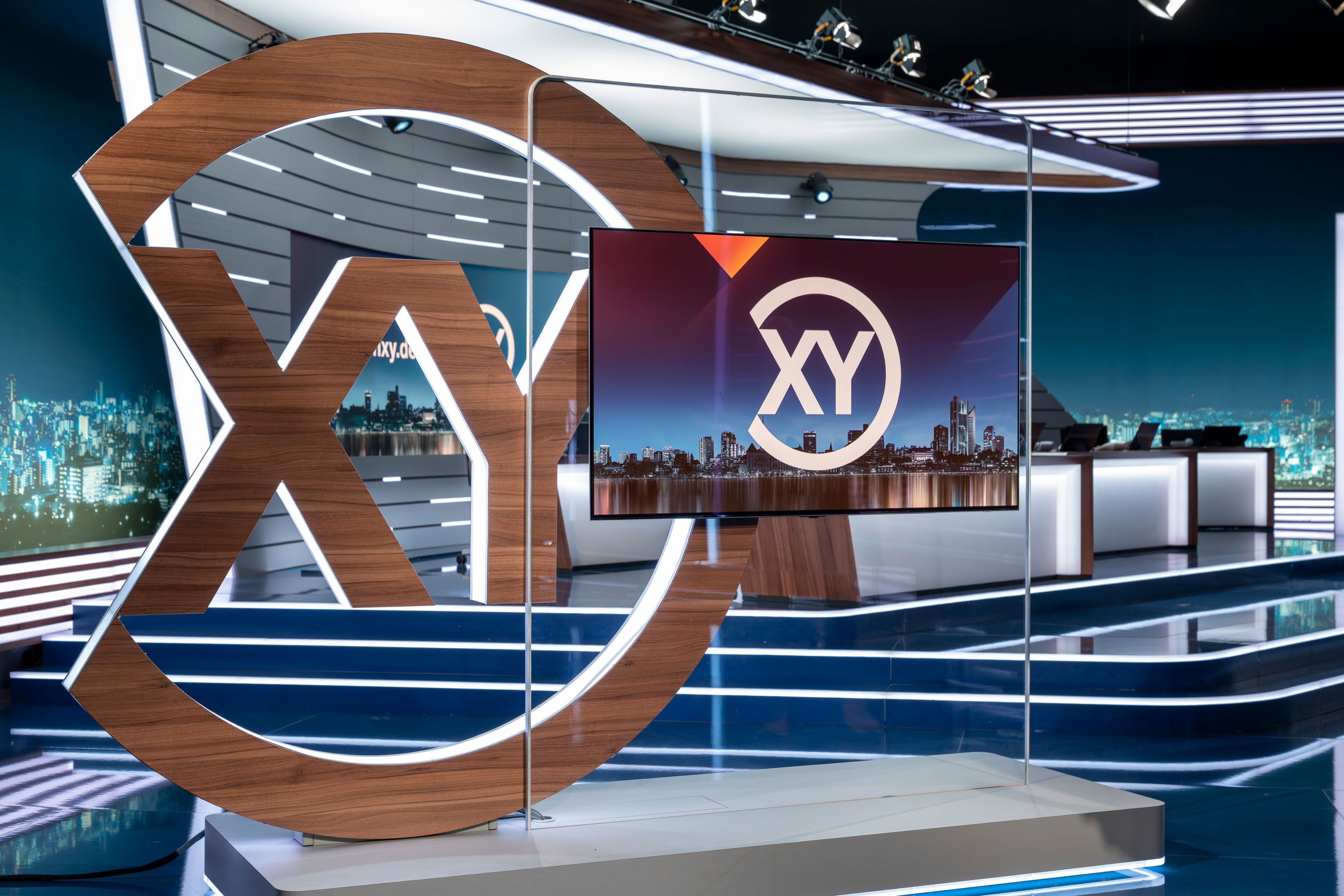 ARCHIV - 04.11.2025, Bayern, München: Das ZDF-Studio von «Aktenzeichen XY… Ungelöst» auf dem Bavaria Film Gelände.  (zu dpa: «Mord an Frau vor 34 Jahren – Kölner Cold Case im TV») Foto: Peter Kneffel/dpa +++ dpa-Bildfunk +++