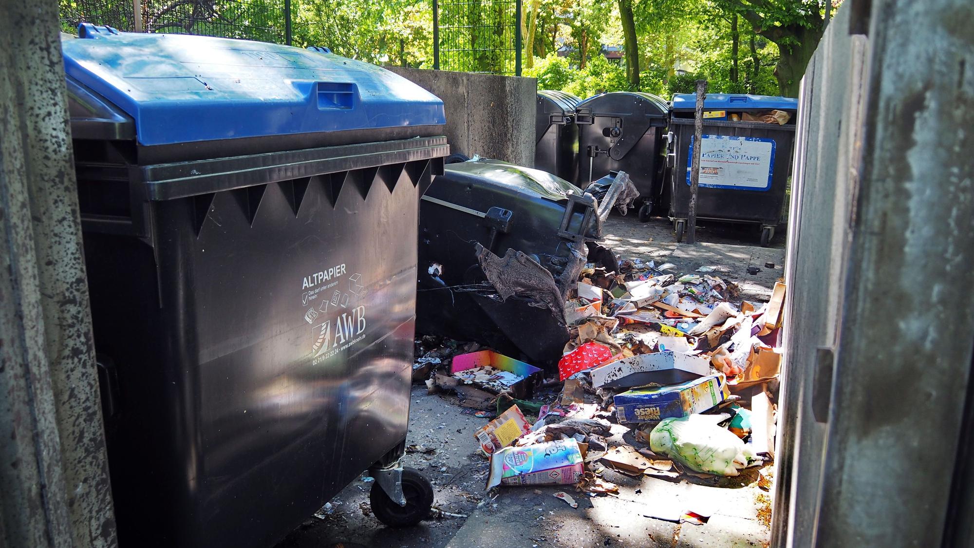 Allein im April brannten im Wohnpark Bayenthal viermal nachts die Müllcontainer vor der Krohstraße 2.