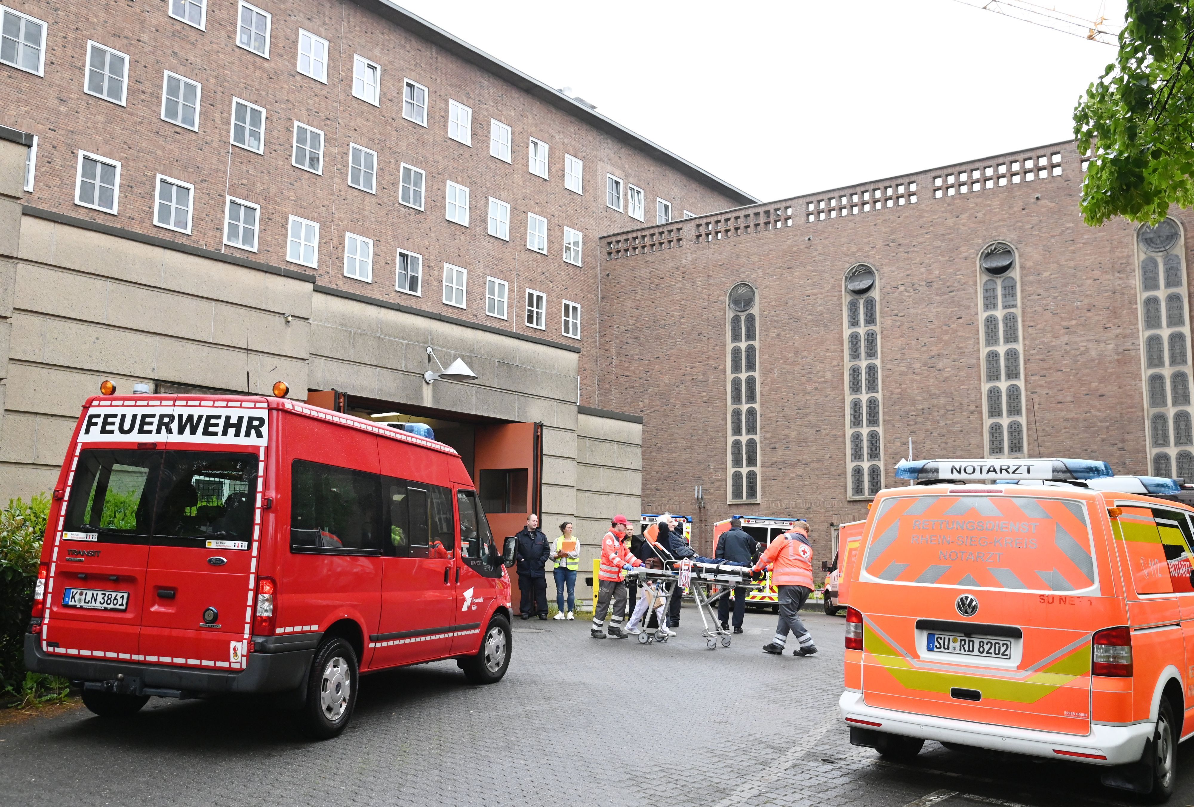 Nach dem Fund einer Weltkriegsbombe in Lindenthal muss das St.-Elisabeth-Krankenhaus Hohenlind am 11. Mai geräumt werden.