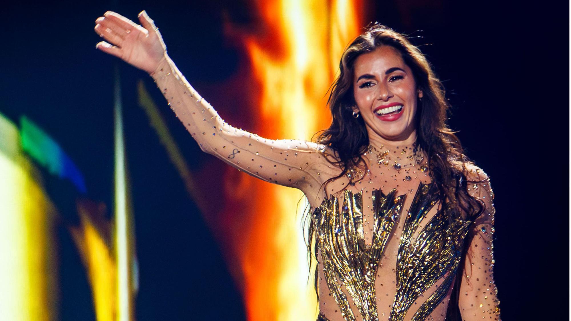 Sarah Engels mit dem Titel „Fire“ steht auf der Bühne des 70. Eurovision Song Contest (ESC).