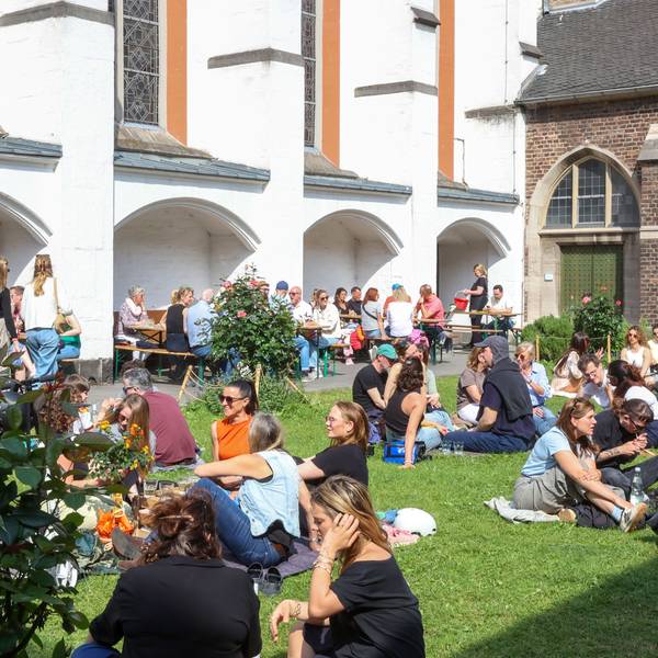 Der „Kleinste Weingarten“ findet im Innenhof der Kartäuserkirche an der Kartäusergasse statt.