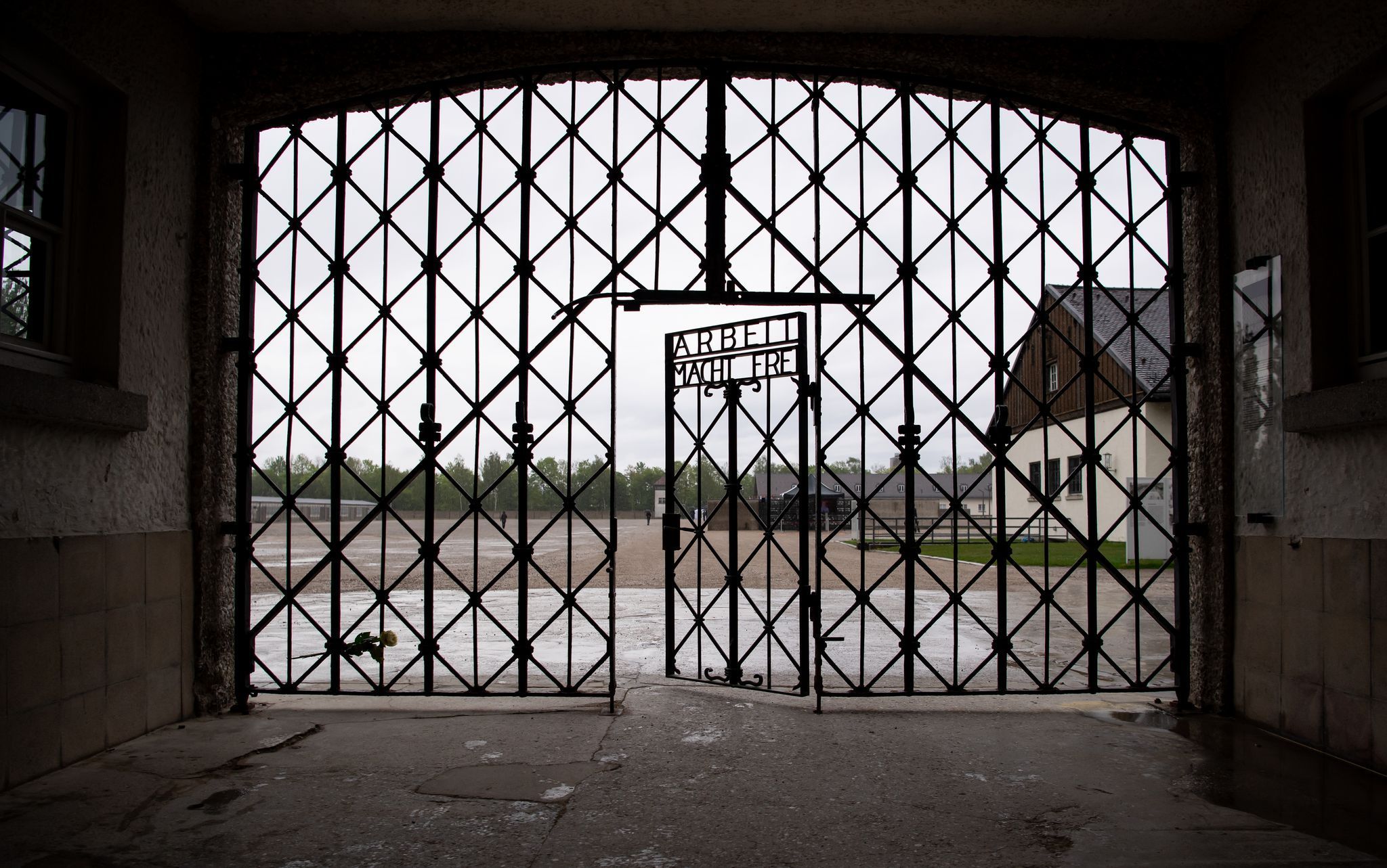 Eingangstor zur KZ-Gedenkstätte Dachau