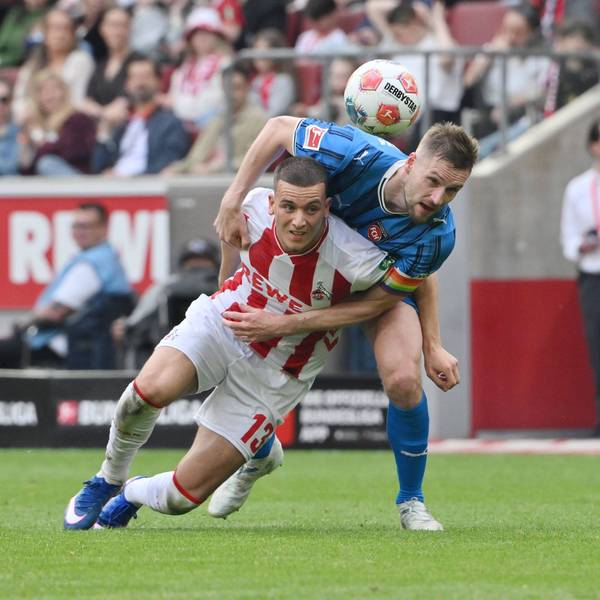 Said El Mala (l.) im Duell mit Heidenheims Patrick Mainka
