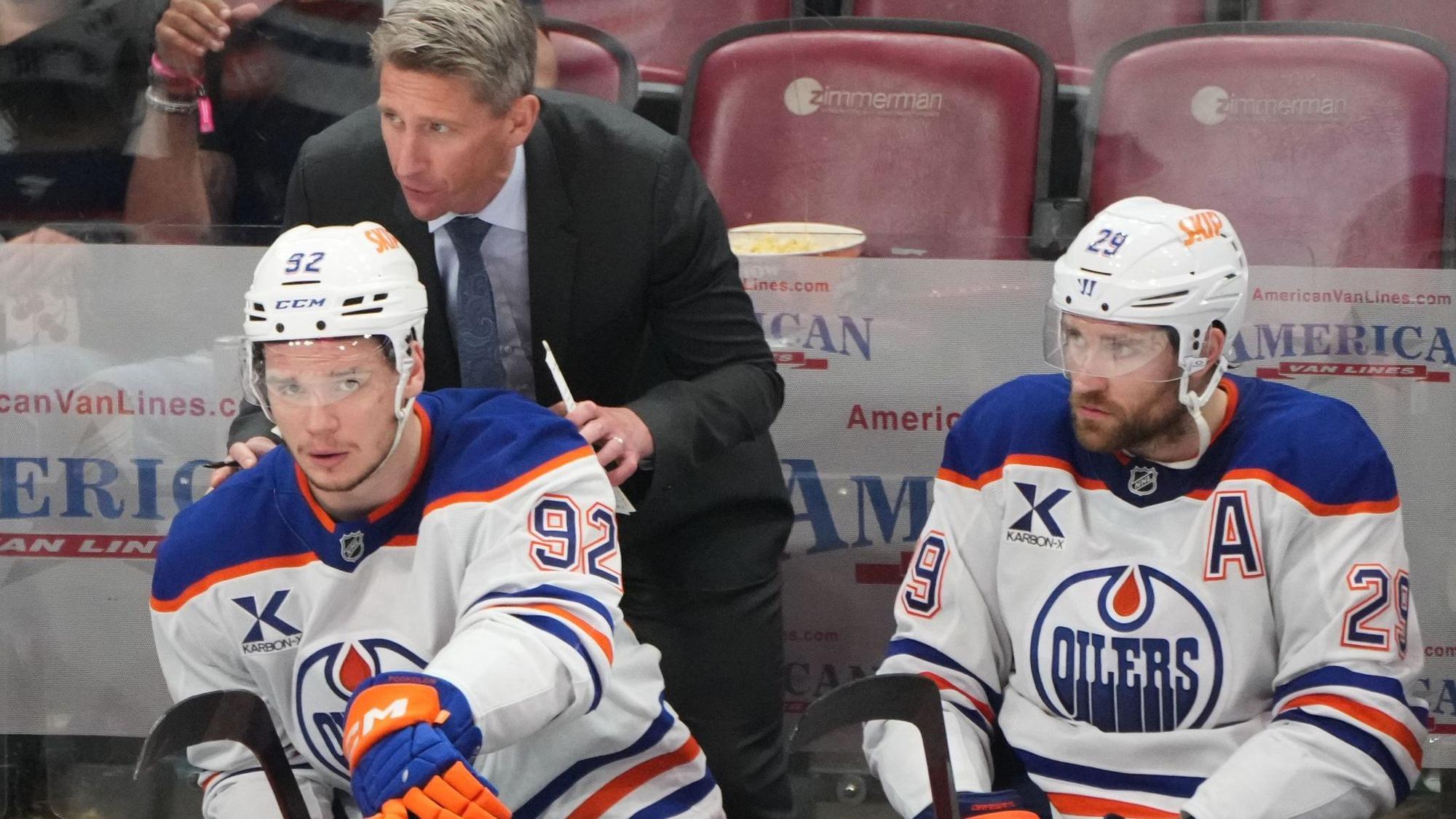 Kris Knoblauch (hinten) und Leon Draisaitl (r)