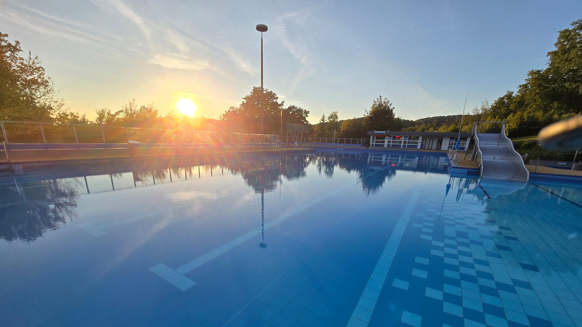 Das Freibad würde Standort für ein Lehrschwimmbecken in einer Halle, wenn sich die Idee realisieren und finanzieren lässt.