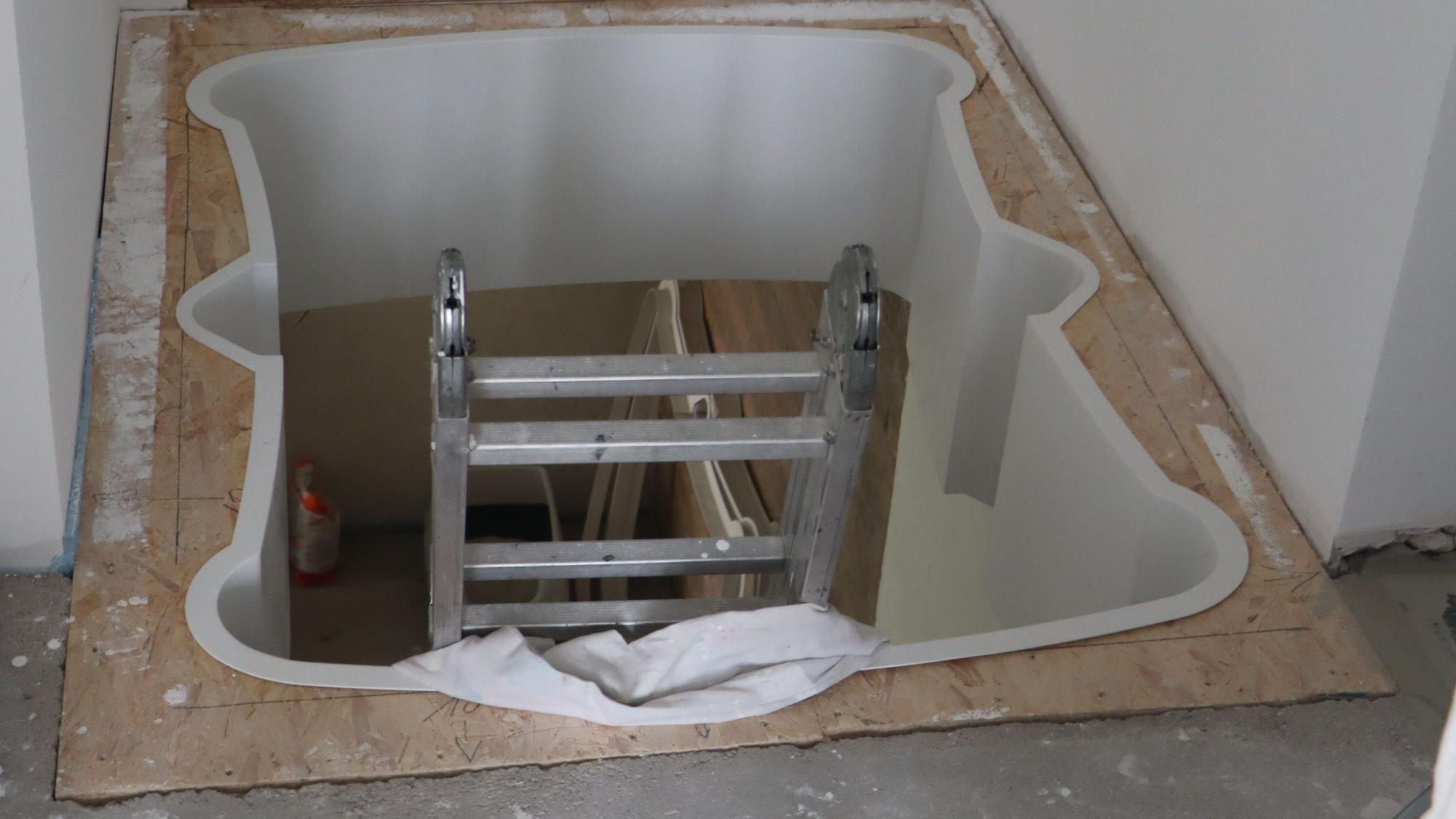 Hier kommt der Aufzug rein - barrierefrei geht es so bald vom Erdgeschoss bis in Richards Zimmer.