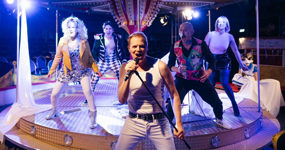 Verlosung: Grenzlandtheater beleuchtet das Leben von Freddie Mercury in ...