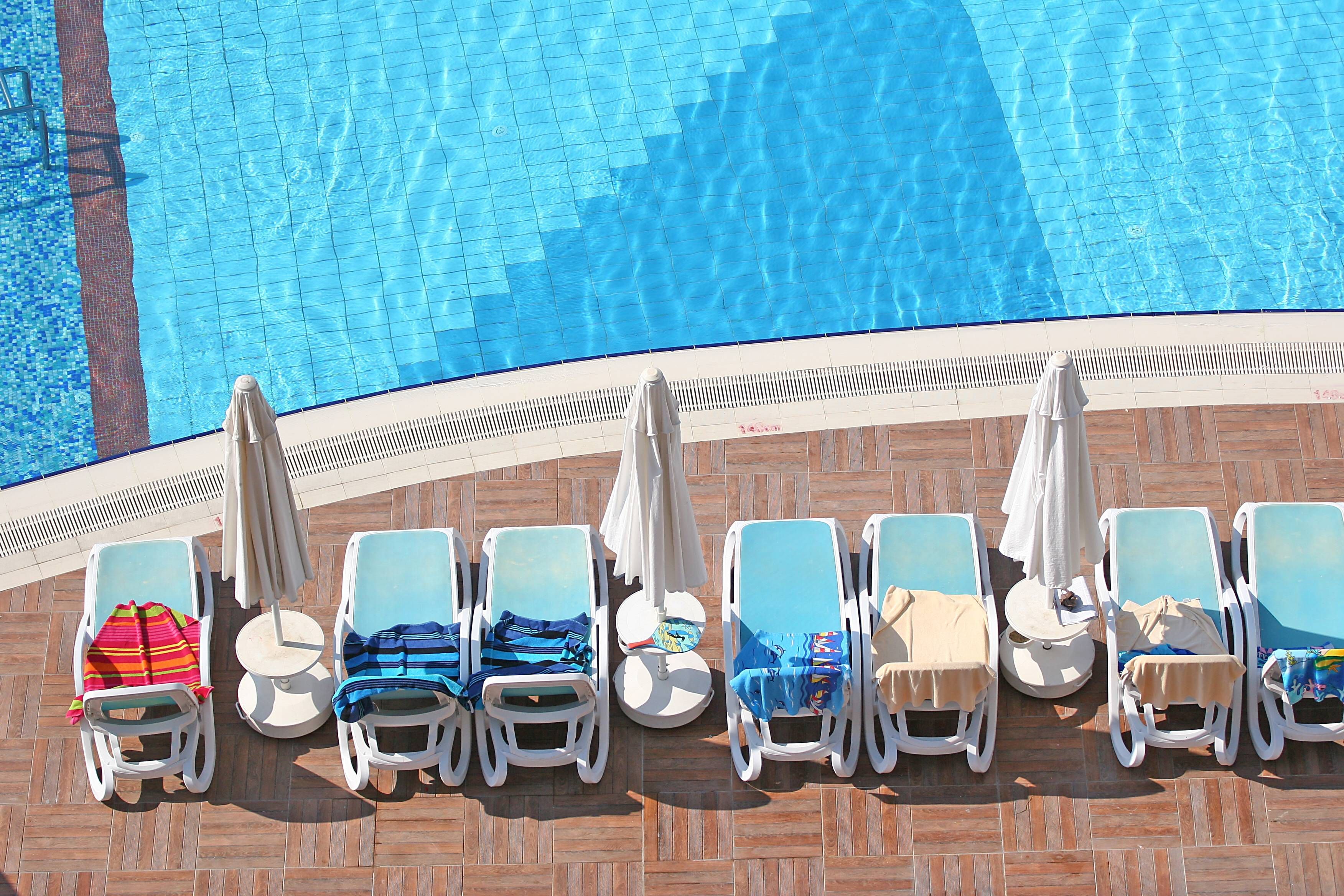 reservierte Liegen am Pool in Side Türkei 2014

Reserved lie at Pool in Side Turkey 2014