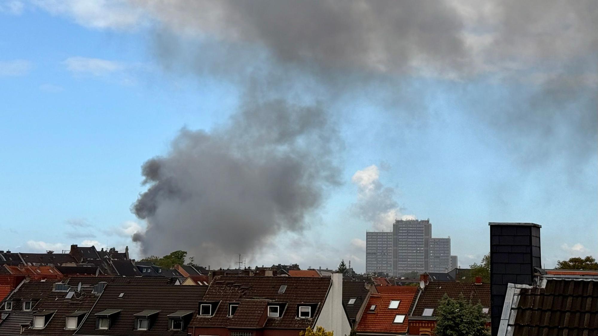 Rauchwolke über Köln-Bickendorf am Samstagvormittag (16. Mai)