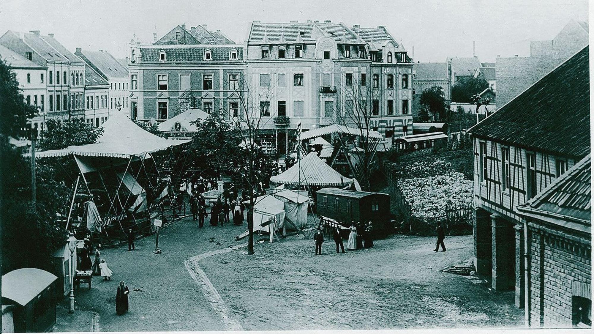 Bergisch Gladbach, 175 Jahre Kirmes, Archivalien Stadtarchiv Bergisch Gladbach