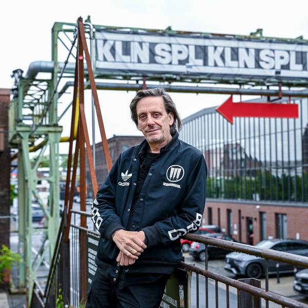 Schauspiel-Intendant Kay Voges zieht bald mit seinem Team von Mülheim in die Innenstadt.
