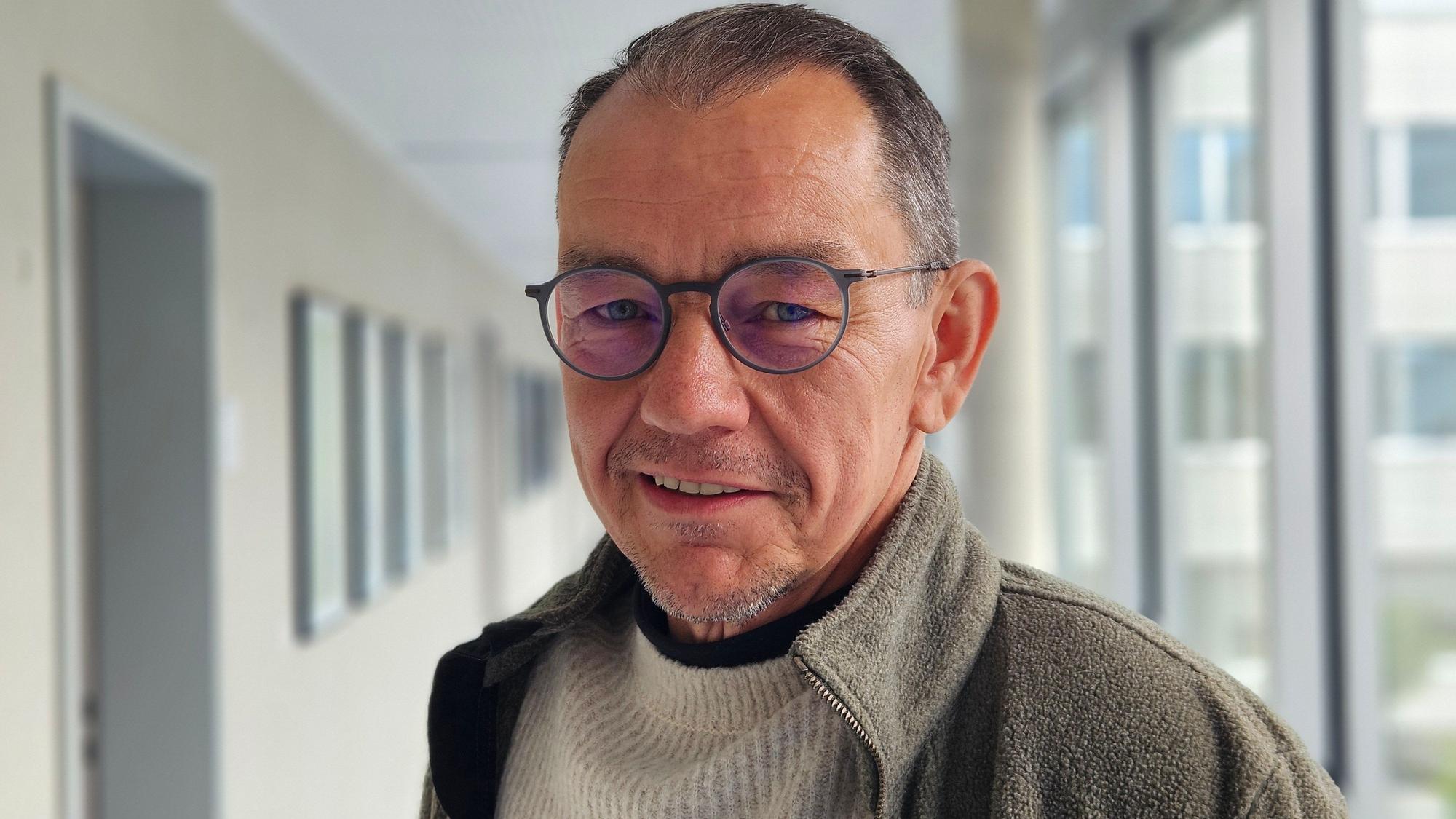 Zu sehen ist Albert Kühl.