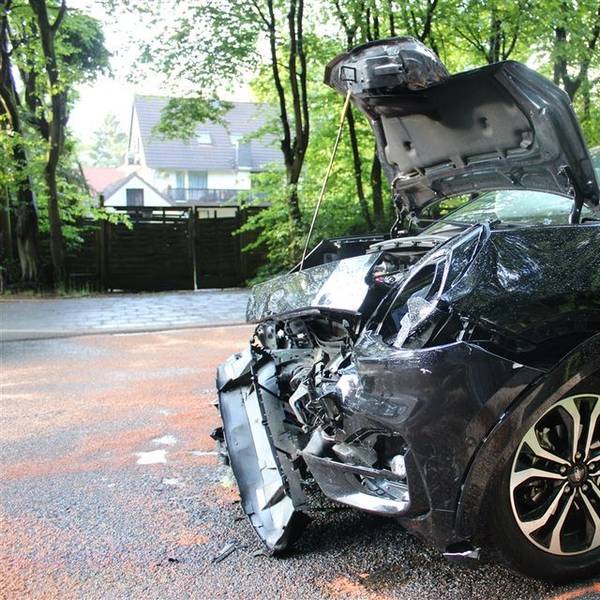 Die Frankenforster Straße war für die Zeit der Unfallaufnahme gesperrt.
