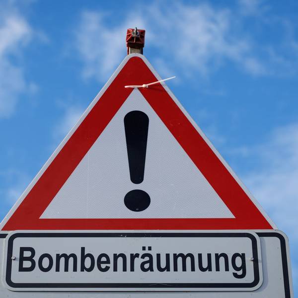 Bombenentschärfung, Schild..