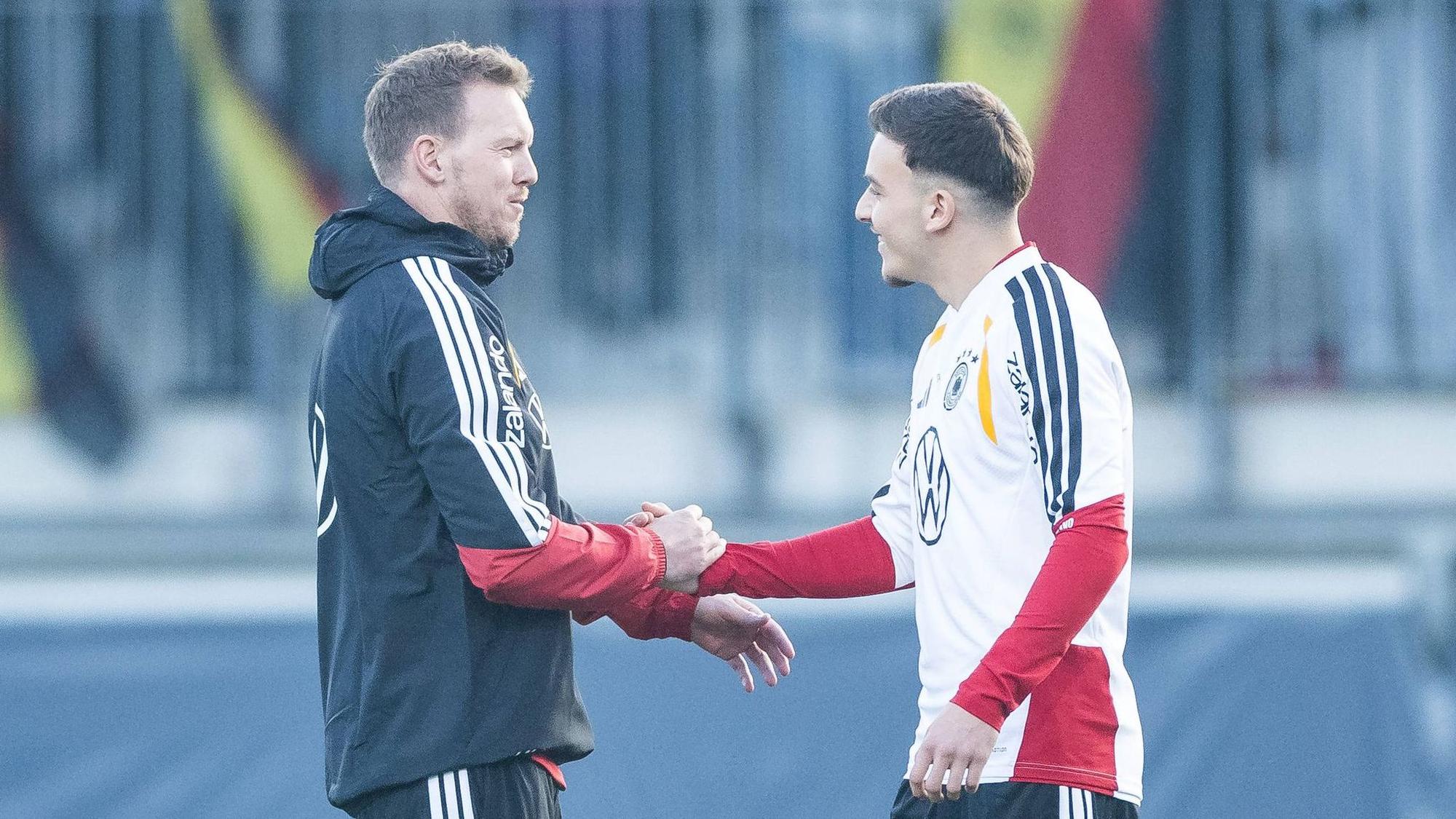 Said El Mala und Julian Nagelsmann beim DFB-Lehrgang im November. Der Kölner Stürmer wird nun doch nicht zur WM reisen.
