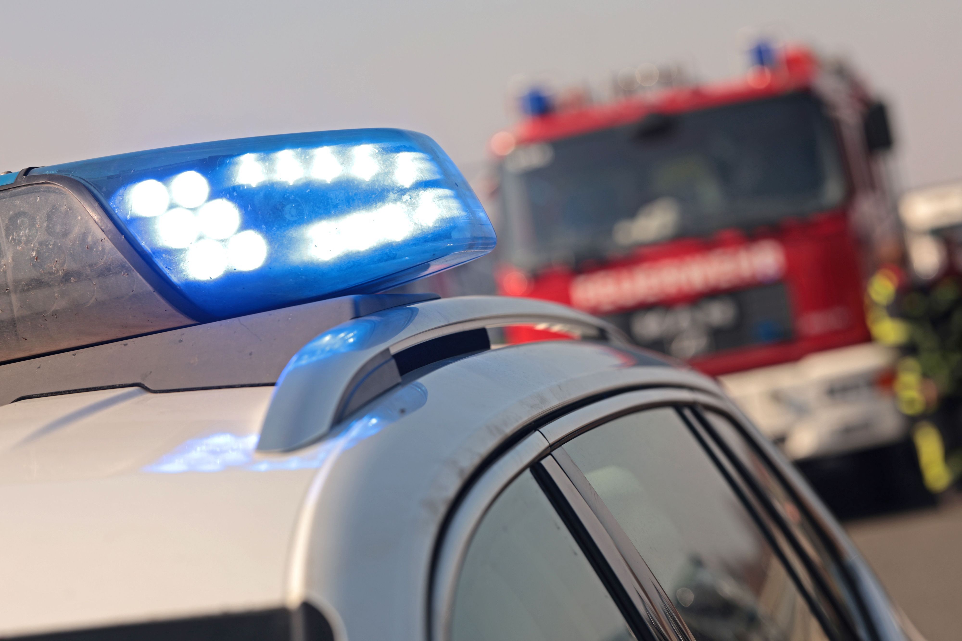 Nach einem Fahrzeugbrand war die A4 in Richtung Aachen teilweise gesperrt (Symbolbild).