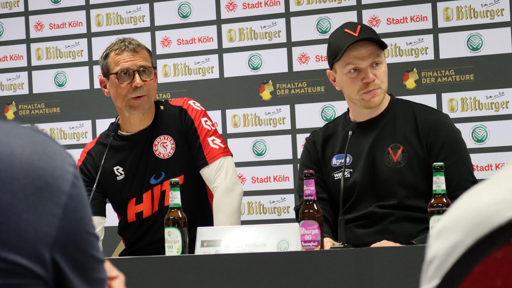 Fortuna-Trainer Matthias Mink (l.) und Viktoria-Coach Marian Wilhelm vor dem Pokalfinale in Höhenberg