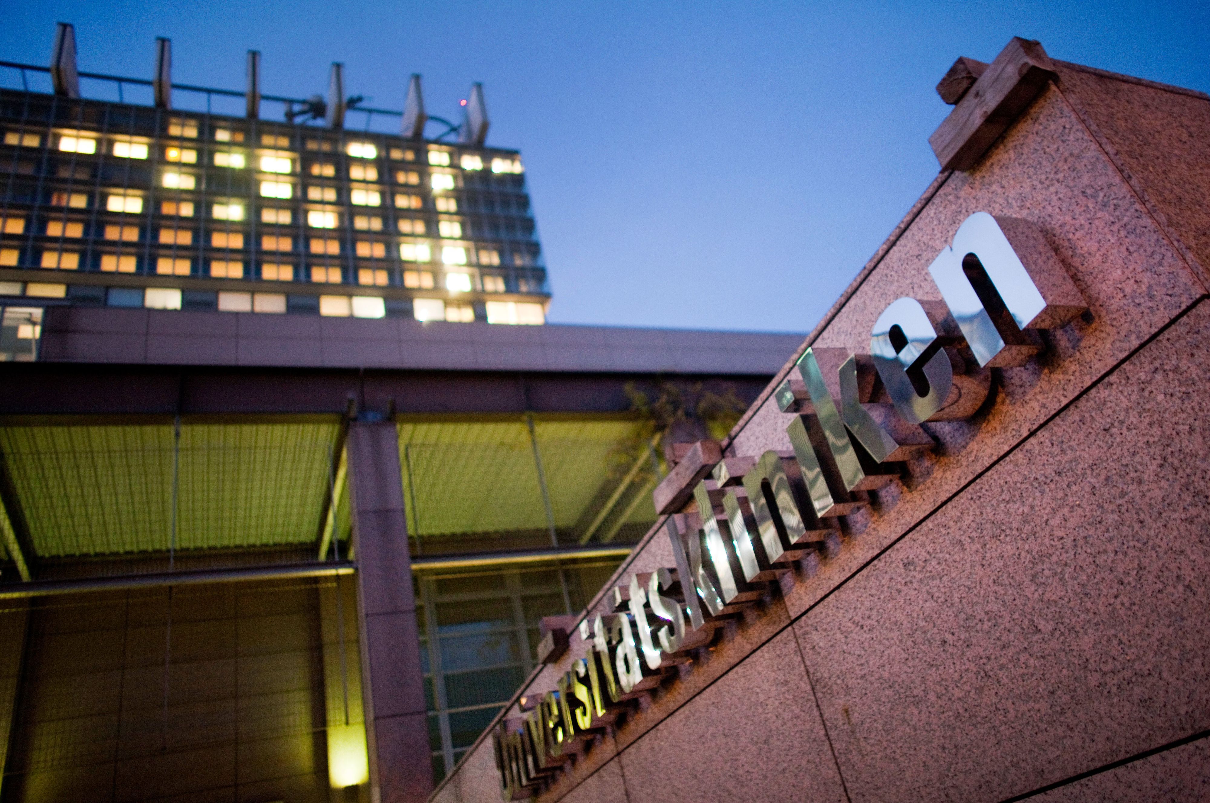 Drei Krebspatienten der Uniklinik starben nach einer Legionellen-Infektion.