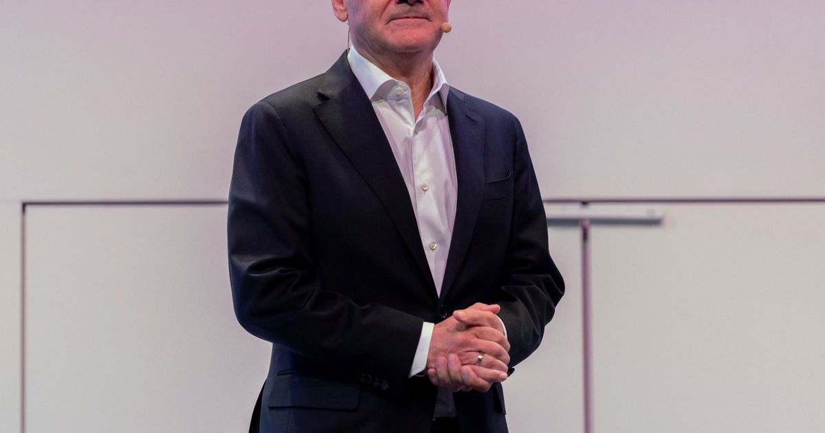 Im Auftrag der Koalition: Olaf Scholz bekommt ein Jahr nach Aus als ...