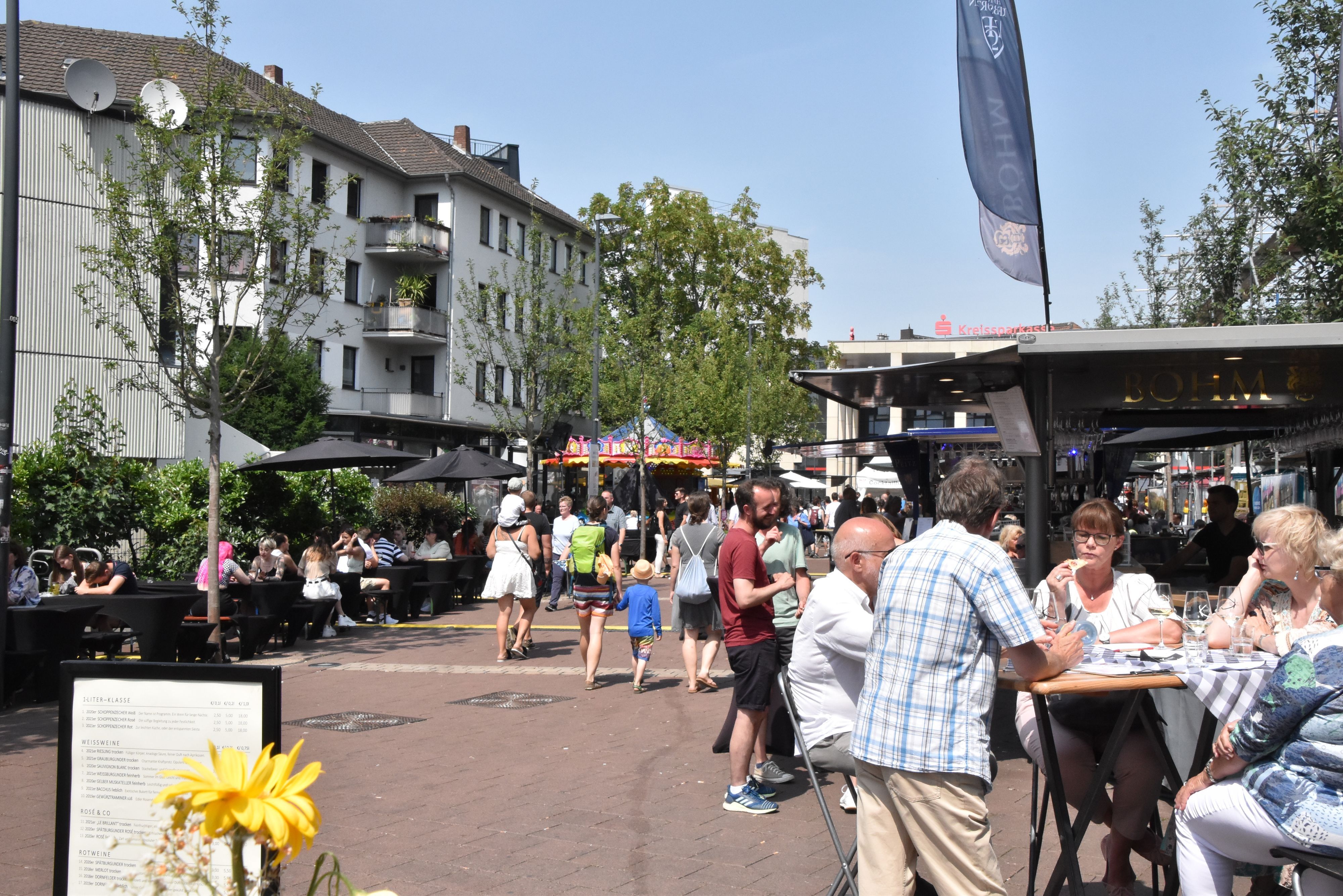 Das Weinfest in Siegburg steht vor der Tür. (Archivbild)