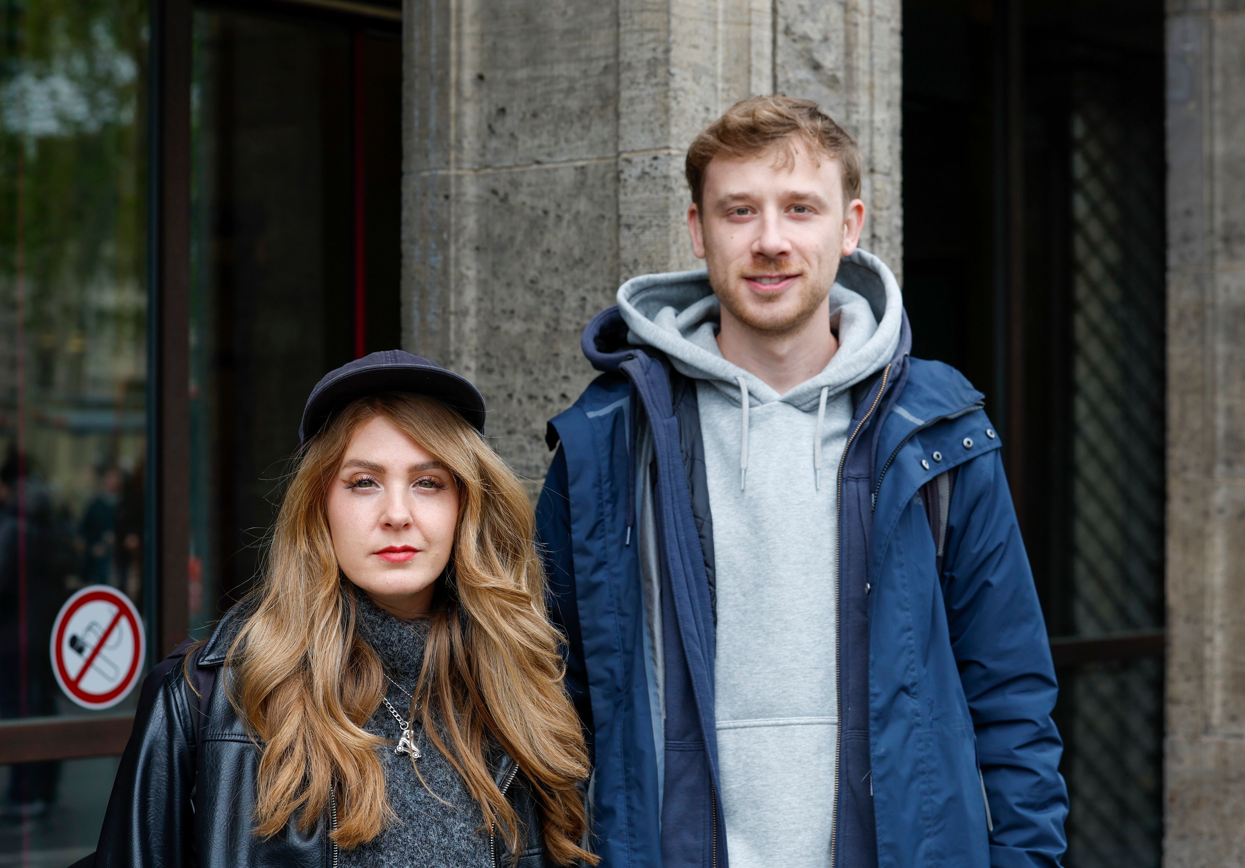 Sozialarbeiterin Luca Neumann und Krankenpfleger Mirko Sievers sind als Medical Streetworker auf Kölns Straßen unterwegs.