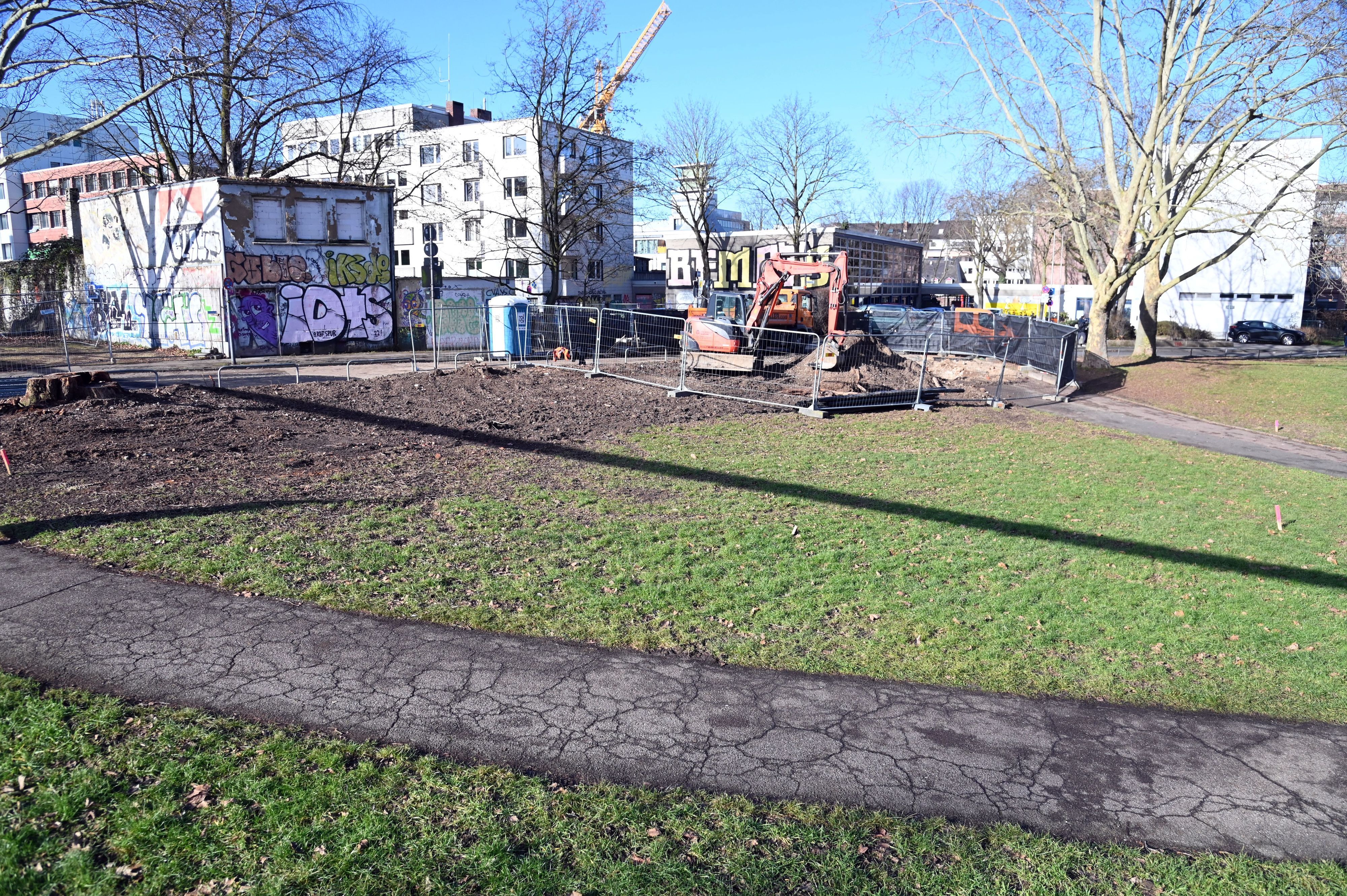Die Fläche zwischen Löwengasse und Severinsbrücke.